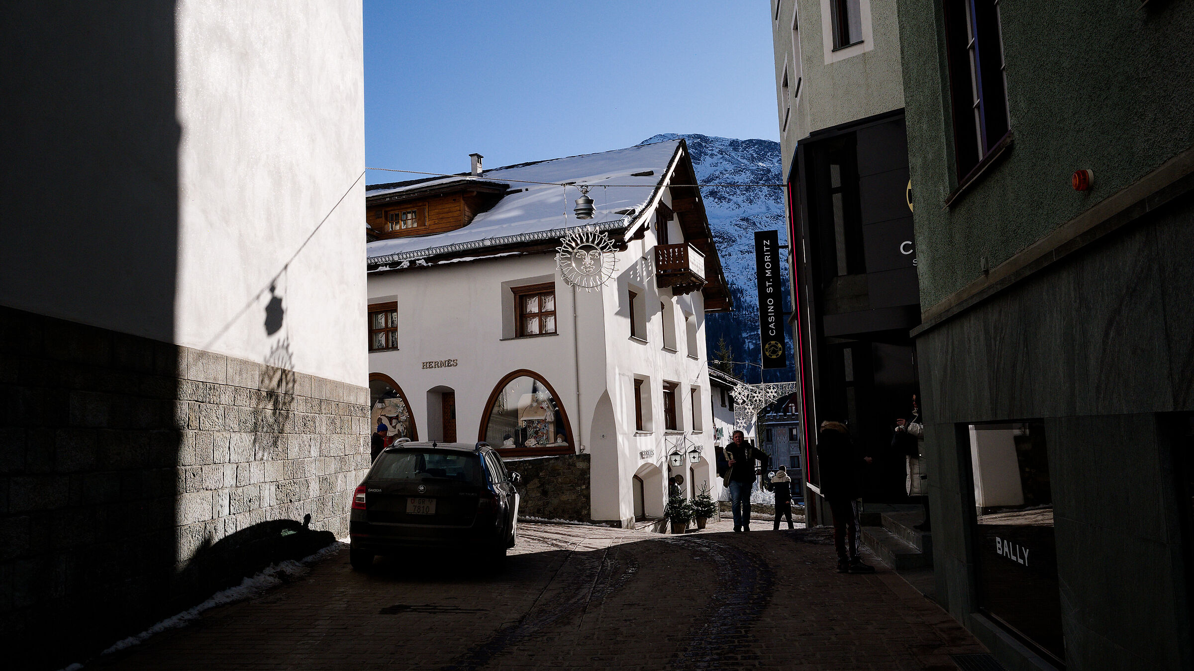walkin in st.moritz 2