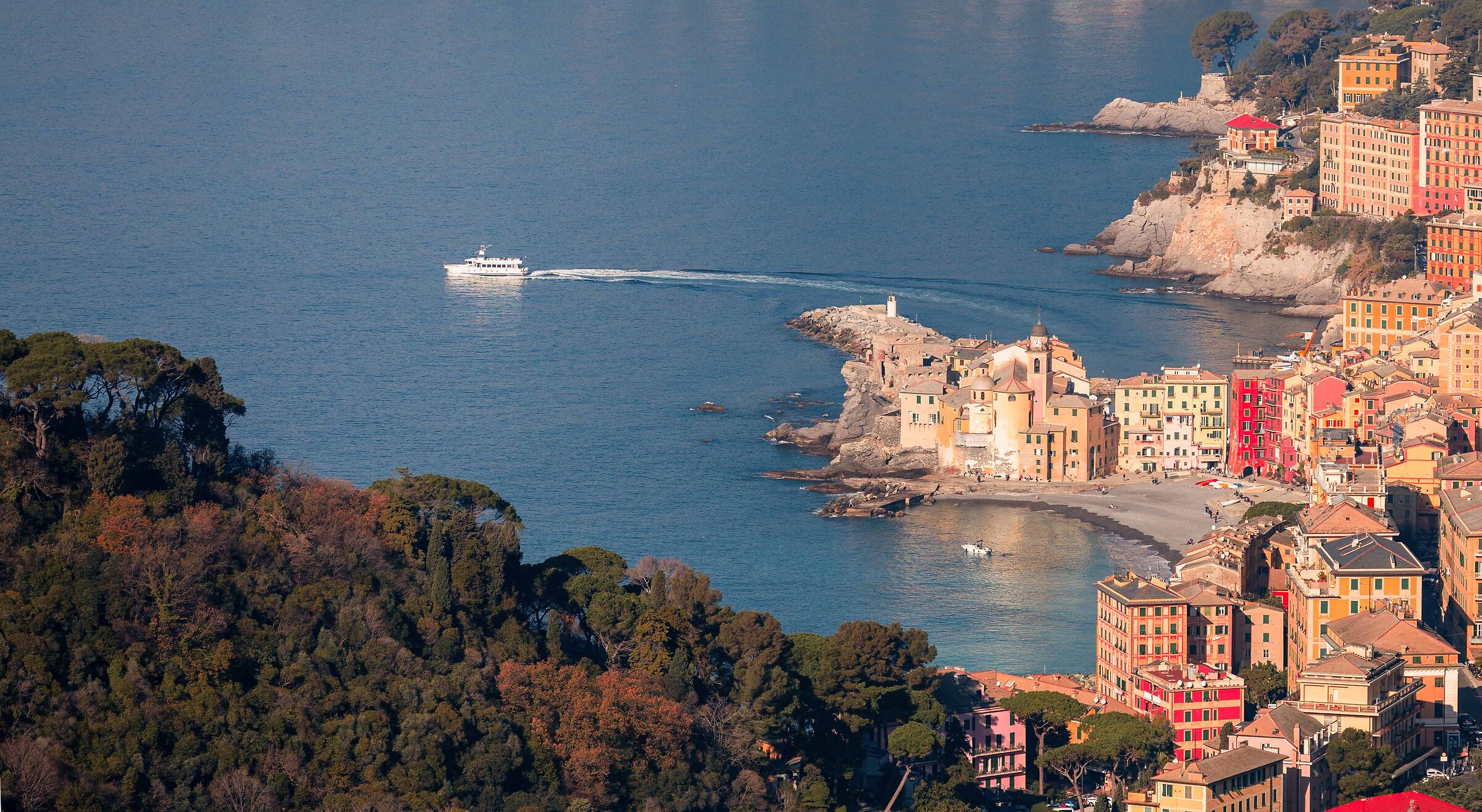 How long does the boat go............