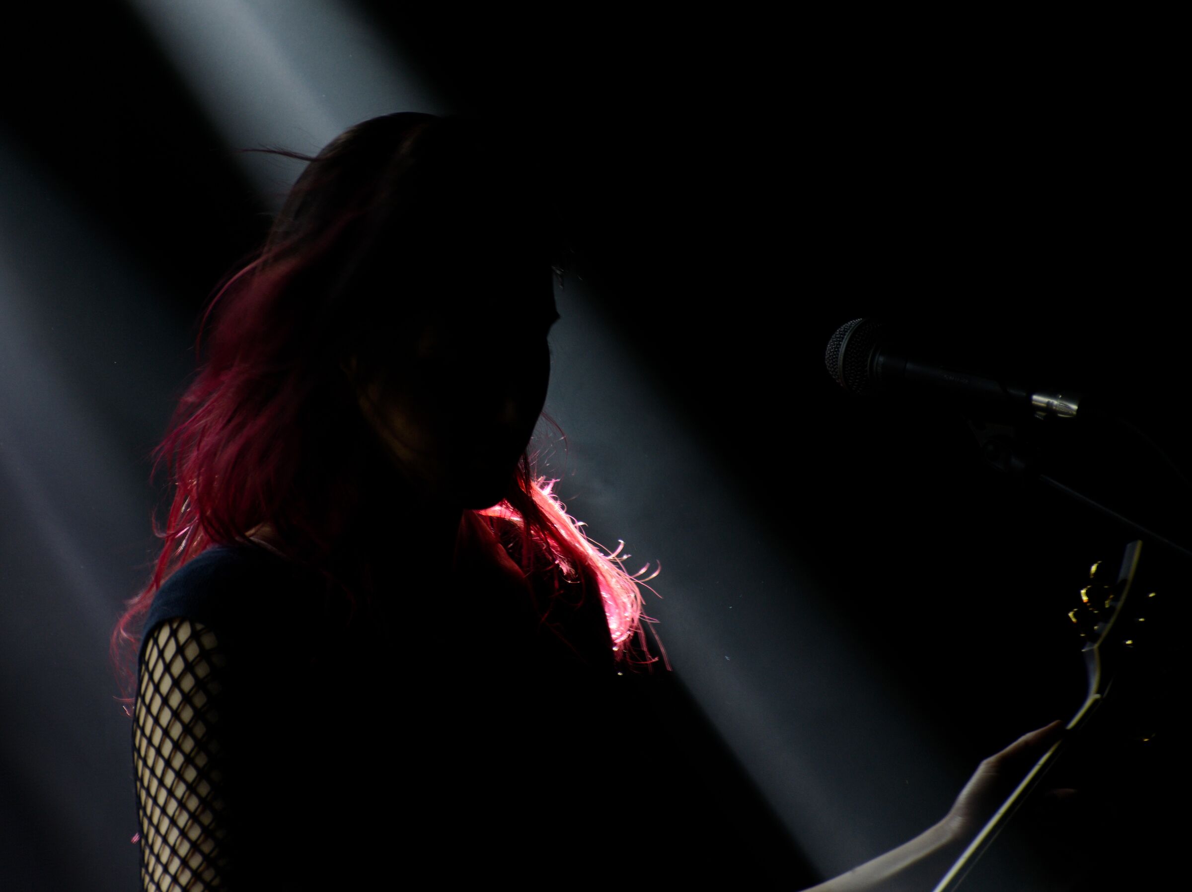 Bass Girl 2