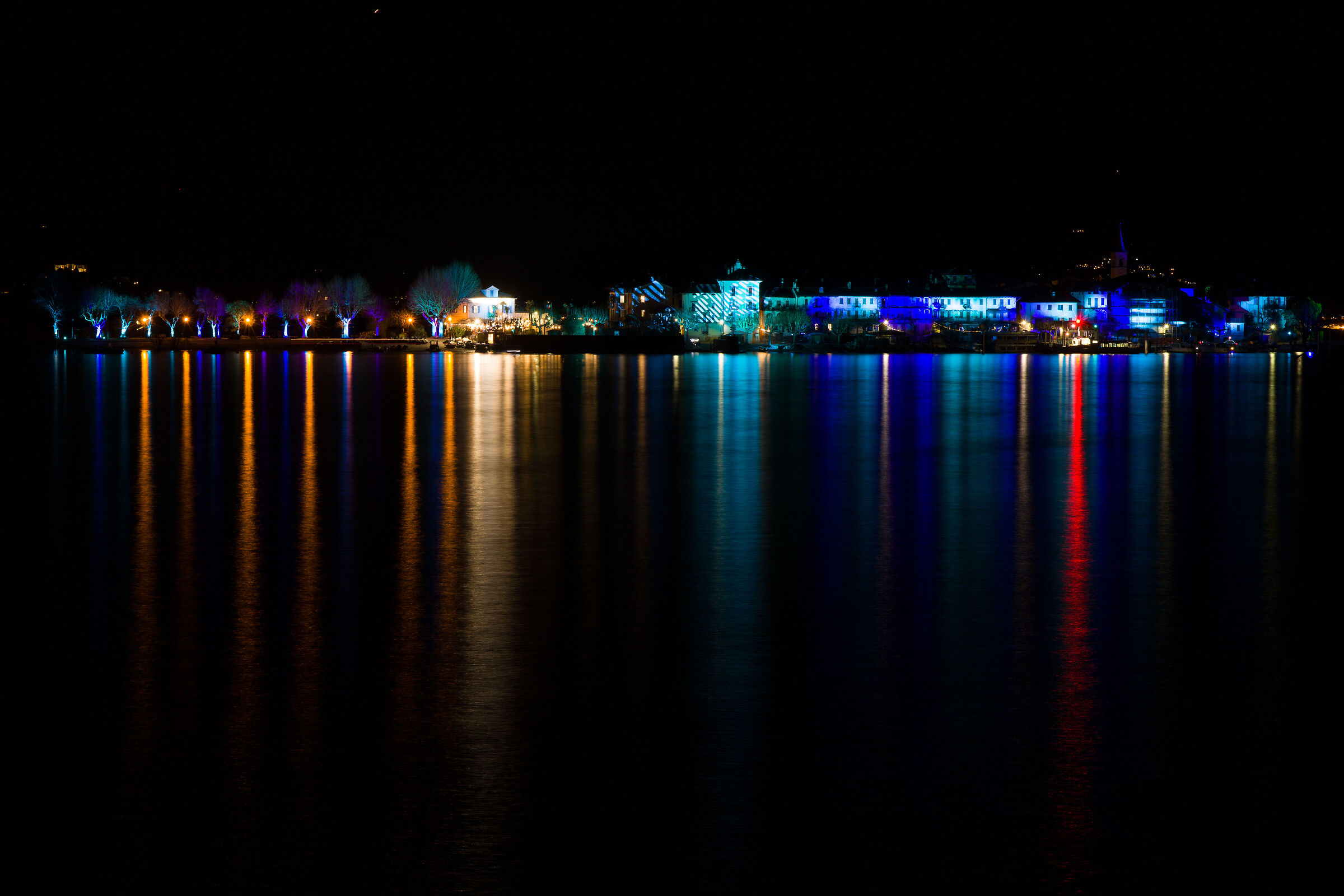 Isola Pescatori at Christmas 2024