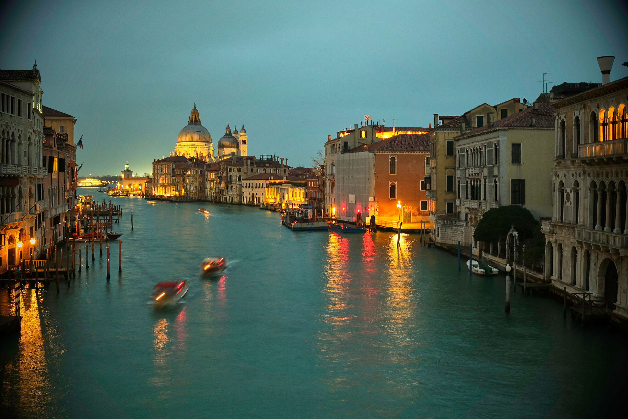 una serata umida di dicembre