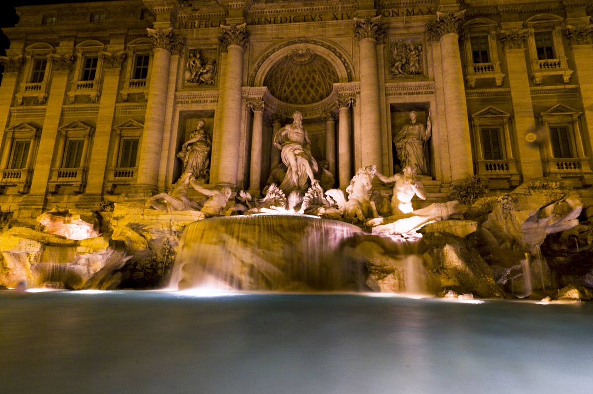 Trevi Fountain
