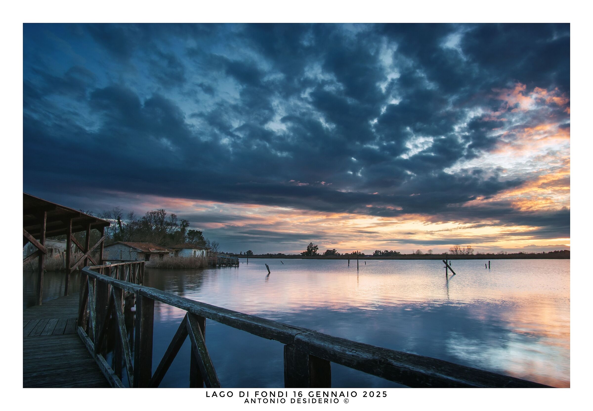 Last notes of color.