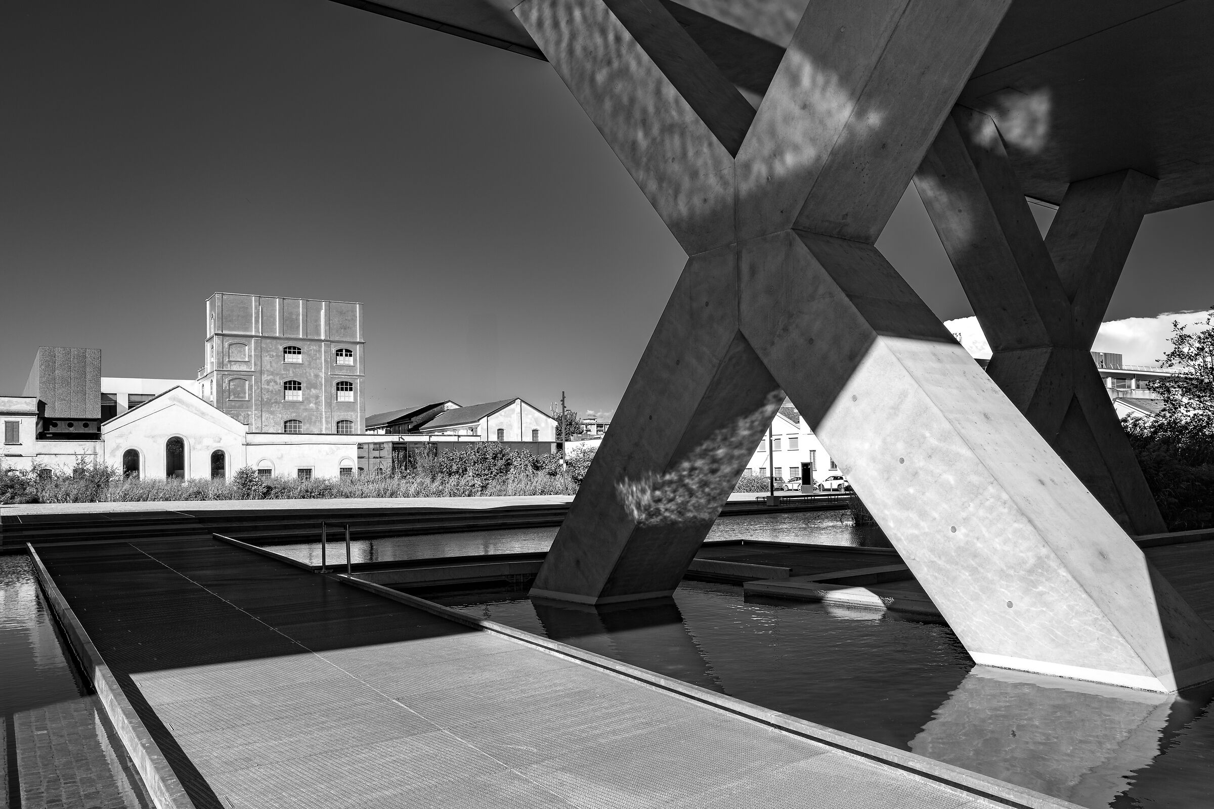 Fondazione Prada - Via Orobia