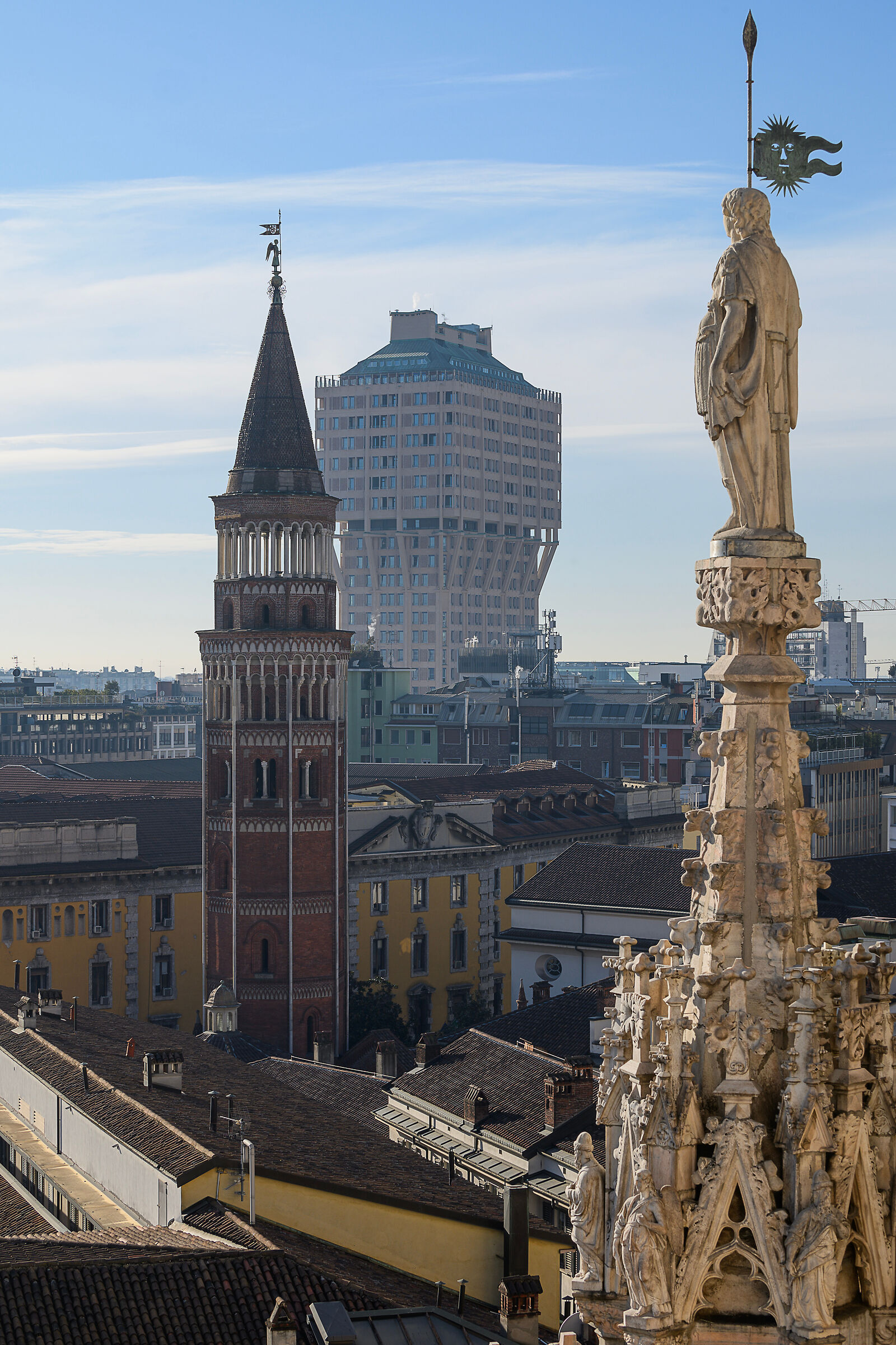 Campanile di San Gottardo e Torre Velasca