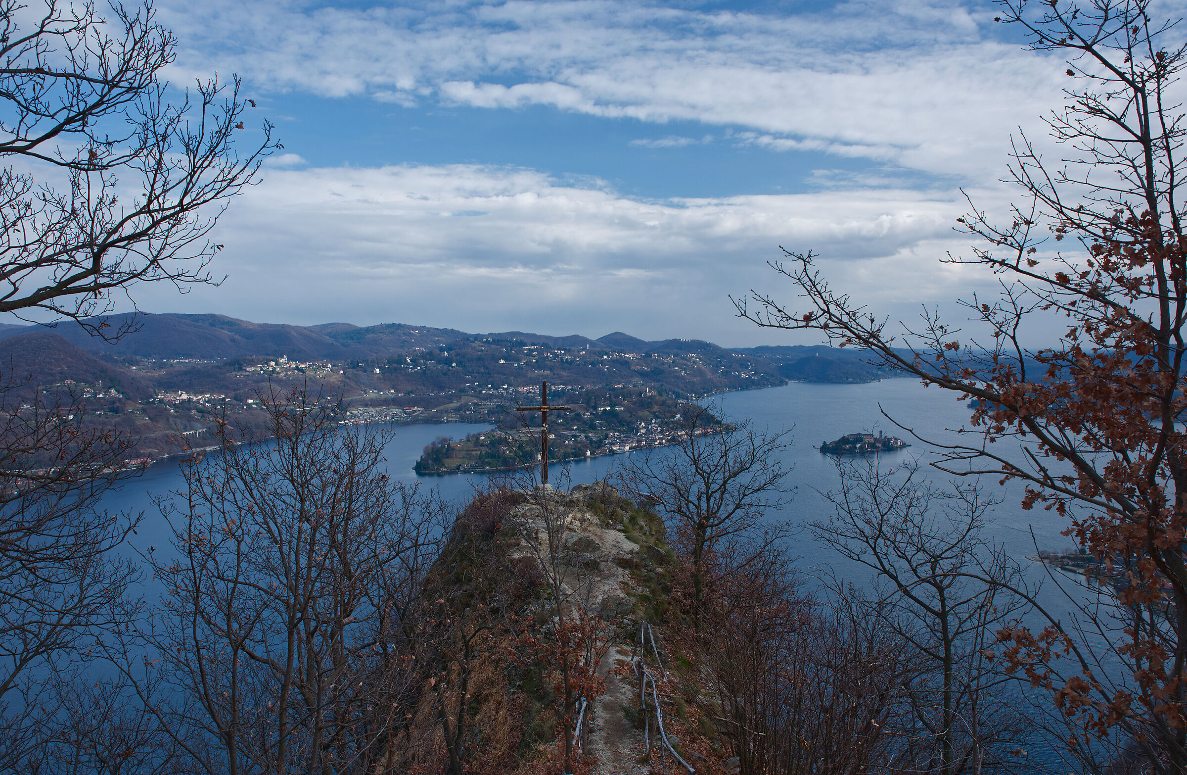 Lake Orta-Egro Cross