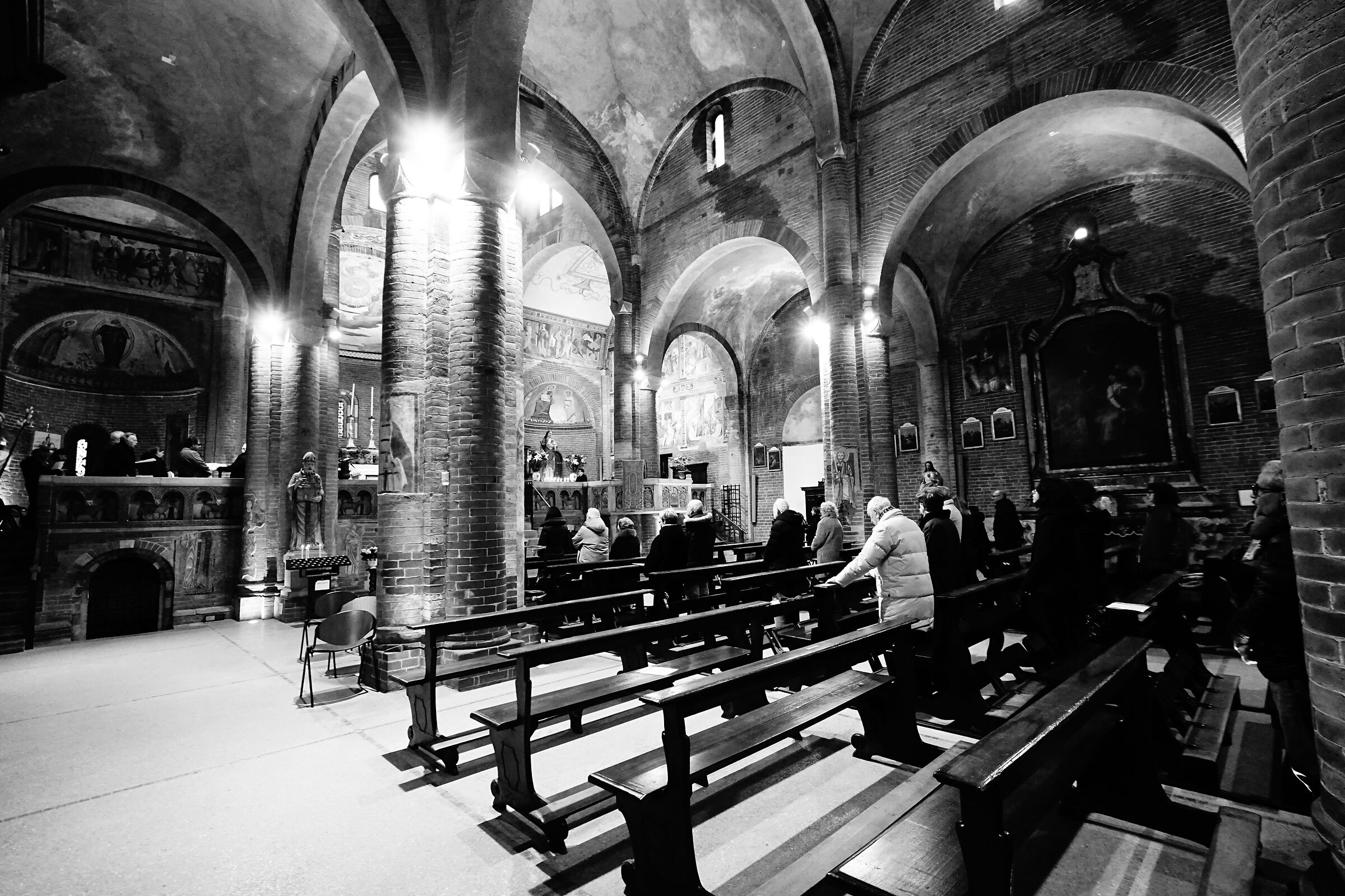Basilica di San Teodoro, la messa della domenica