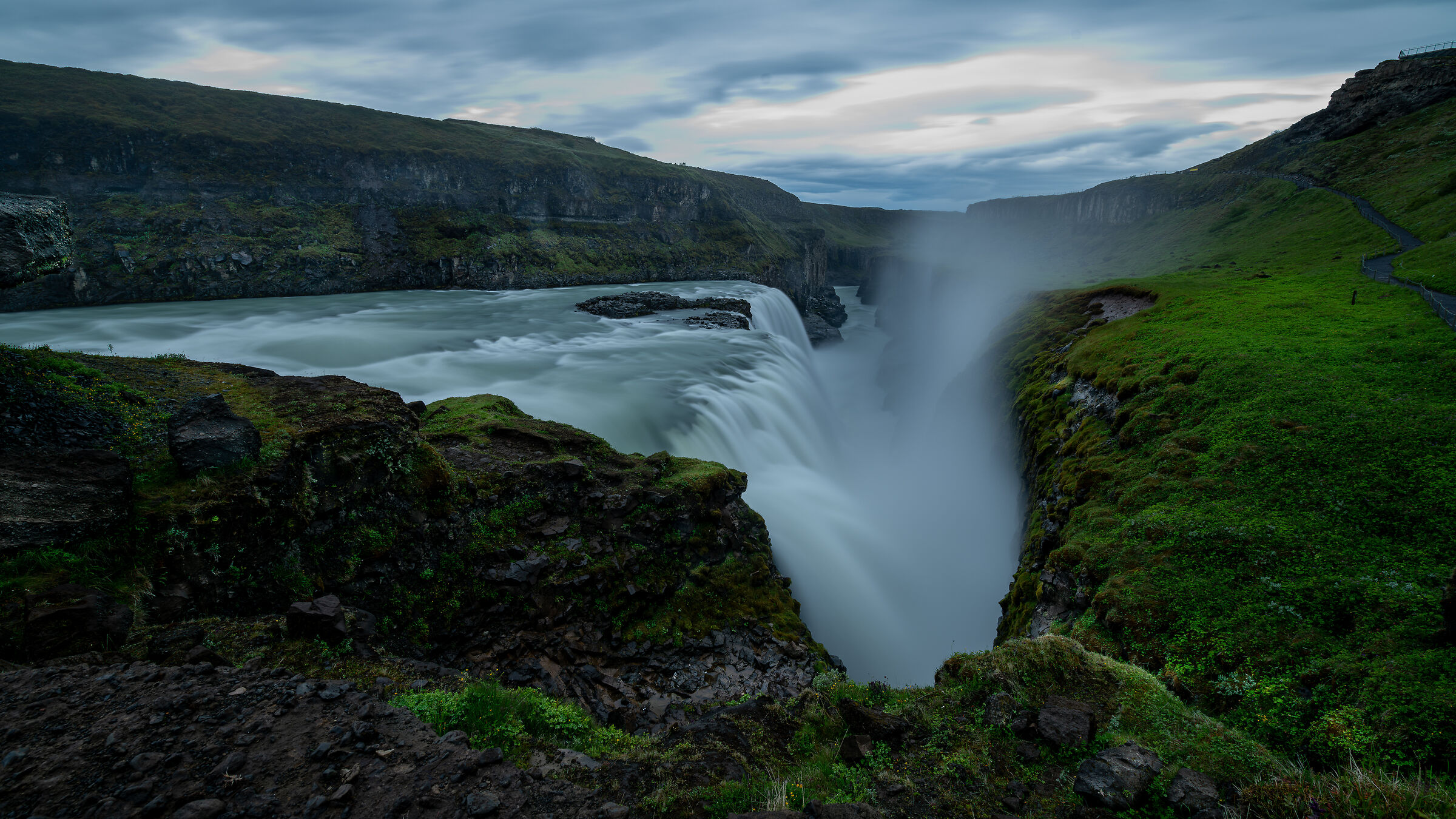 The queen of all Icelandic waterfalls