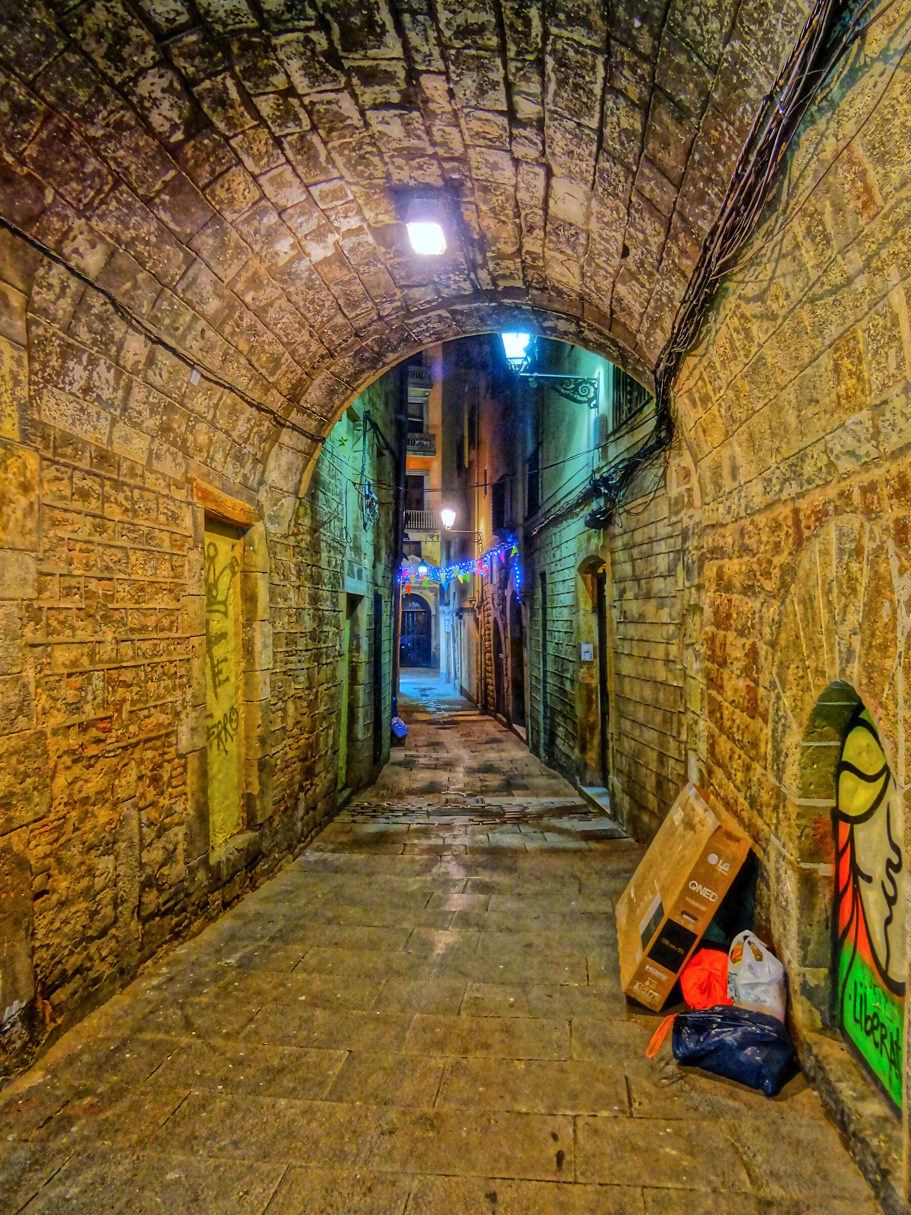 Colours in Barrio Gothic