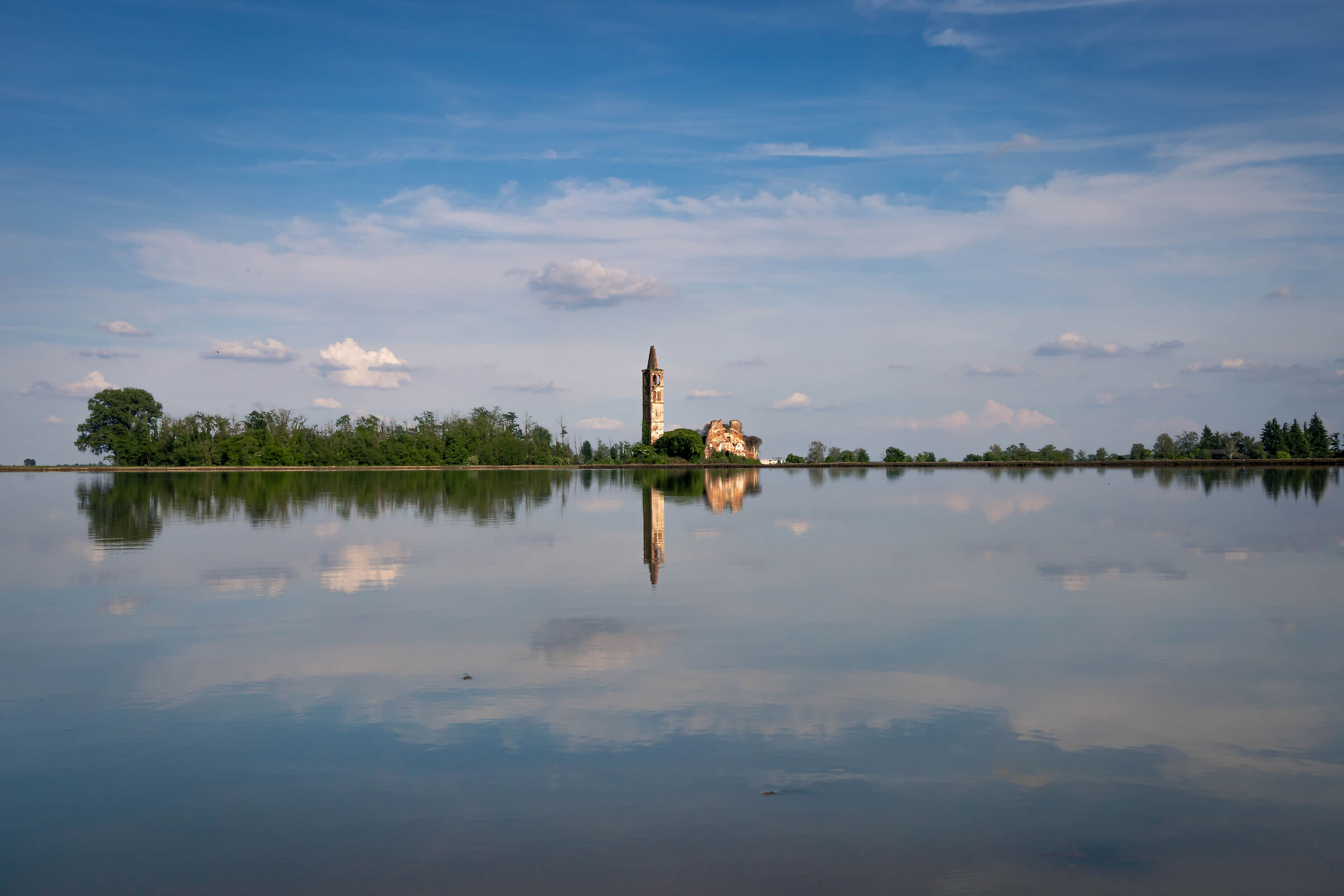 The church in the middle of the rice fields