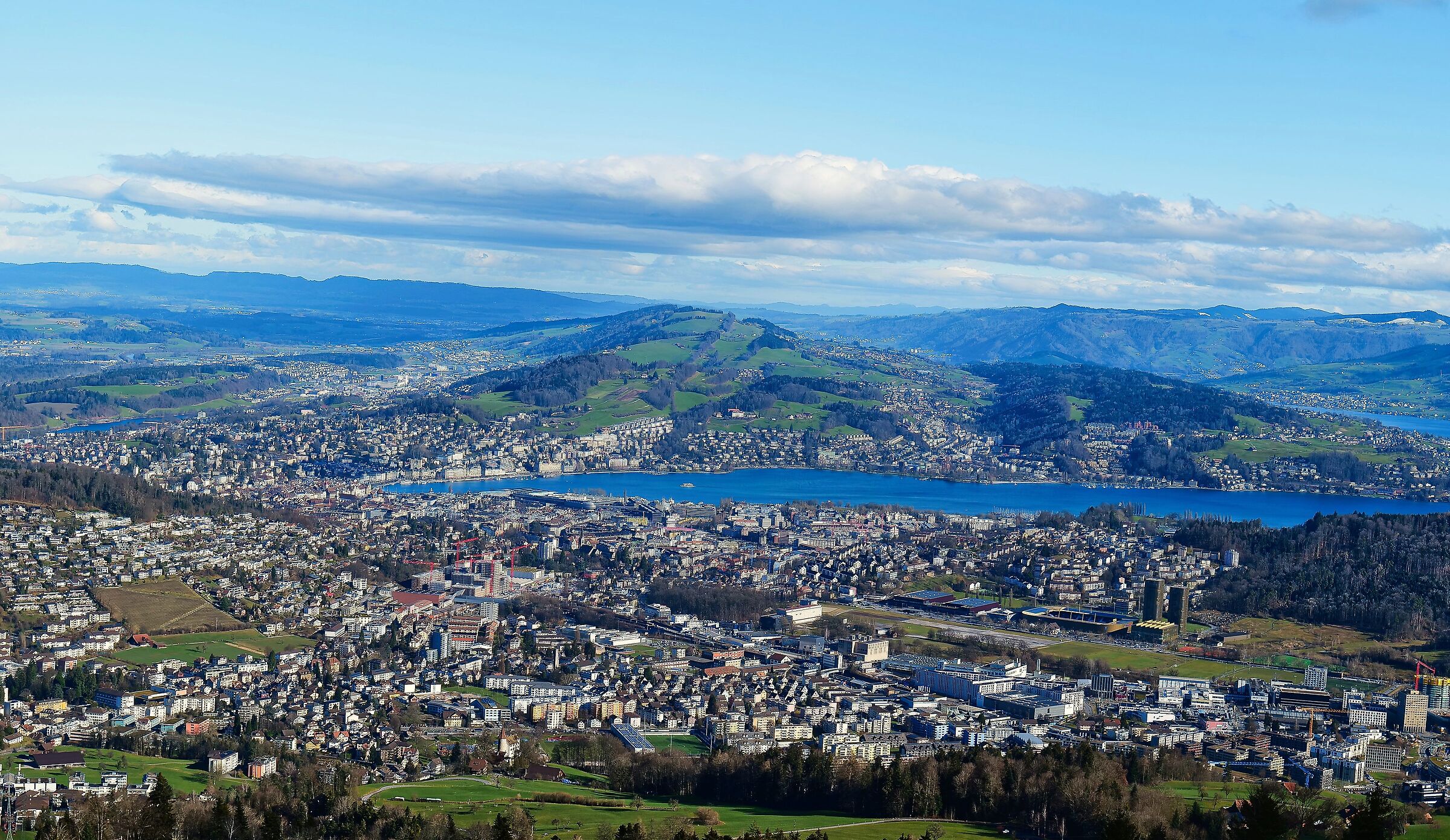 Lucerna vista dal Monte Pilatus 2134 M.