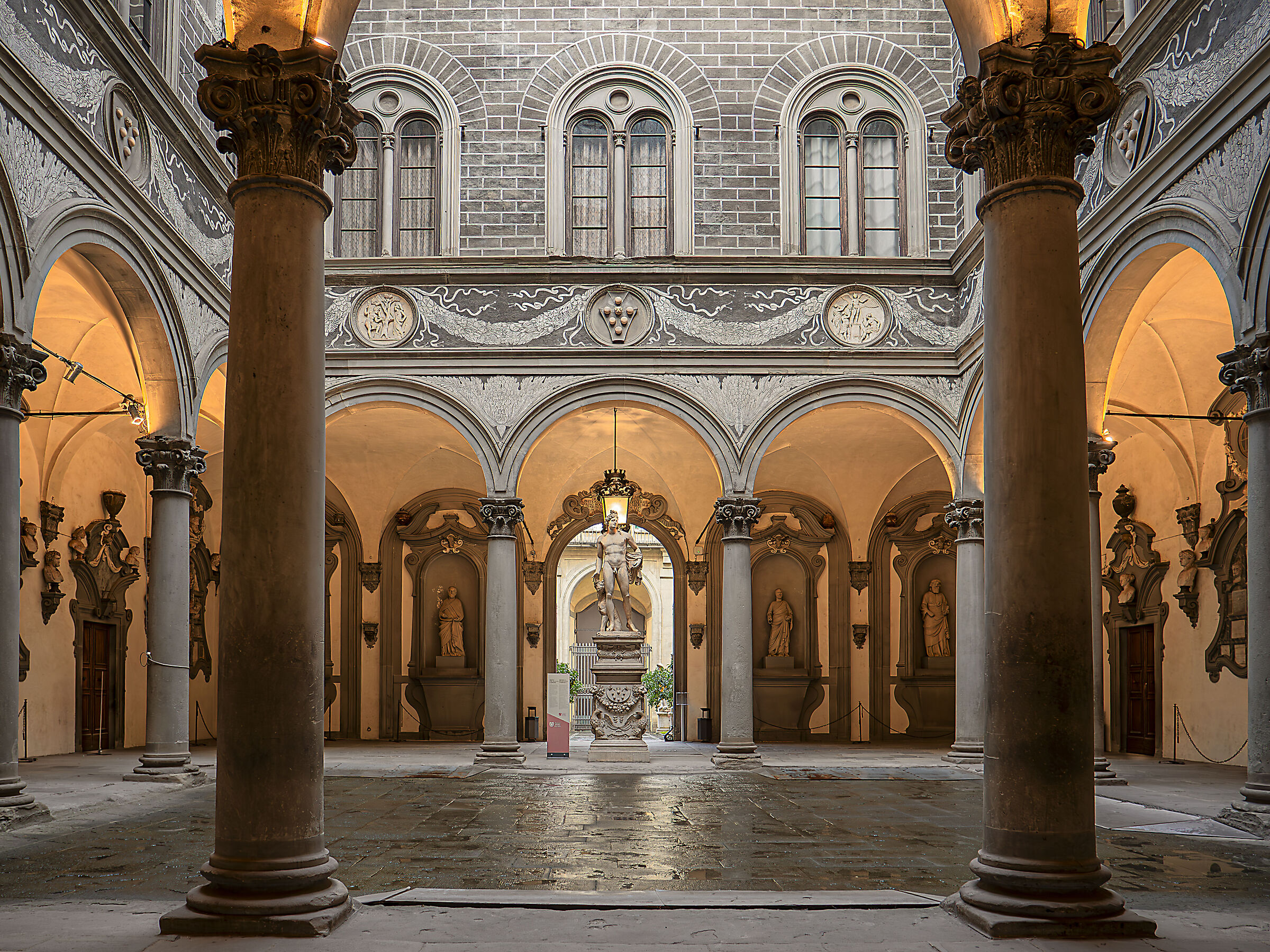 Cortile Palazzo Medici Riccardi - Firenze
