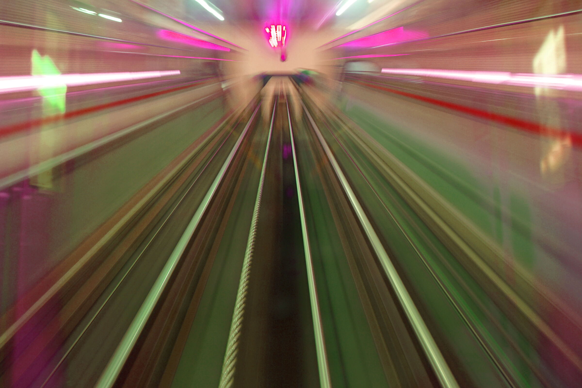 funicolare Como-Brunate in movimento