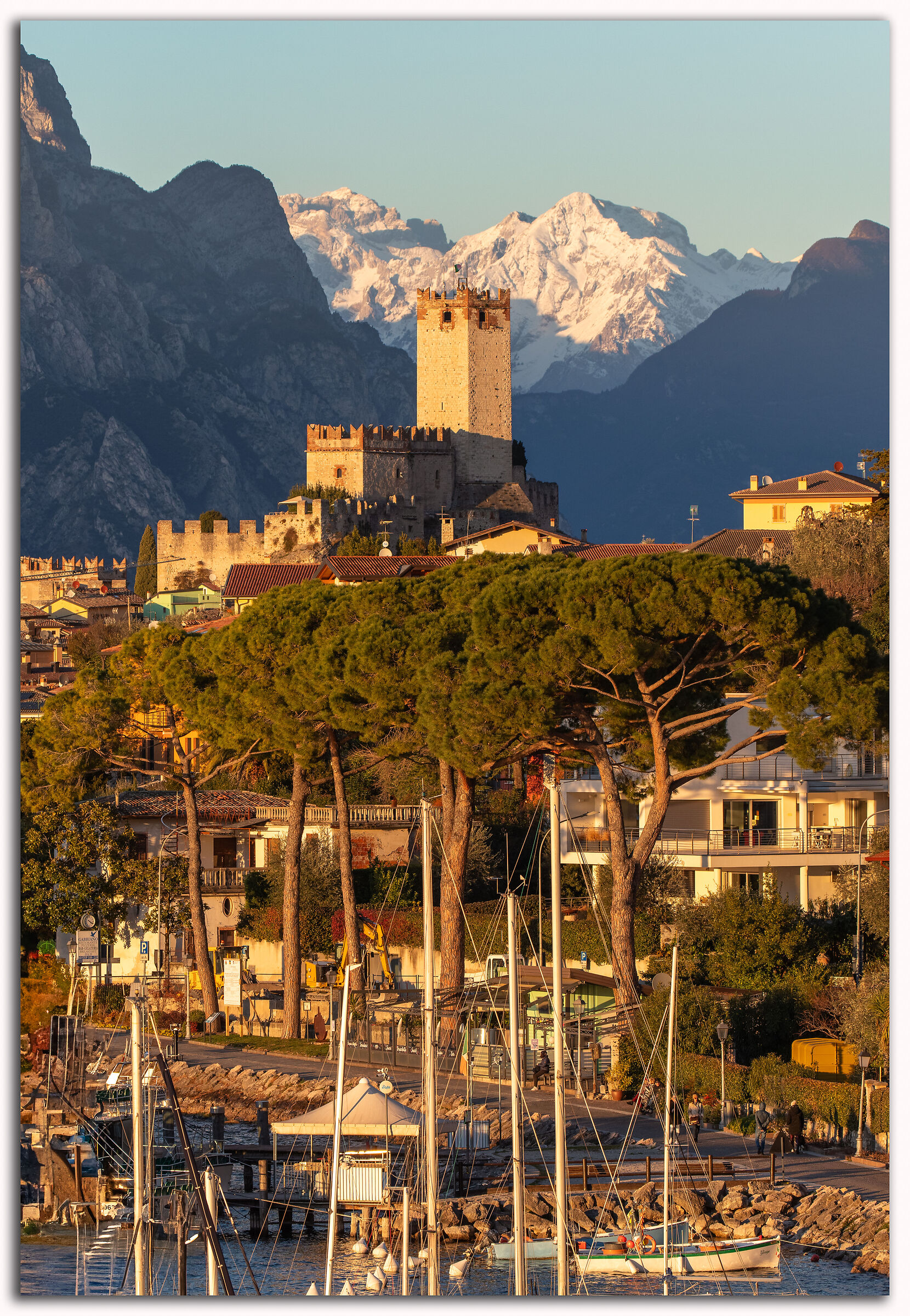 Castle between Garda and the Dolomites