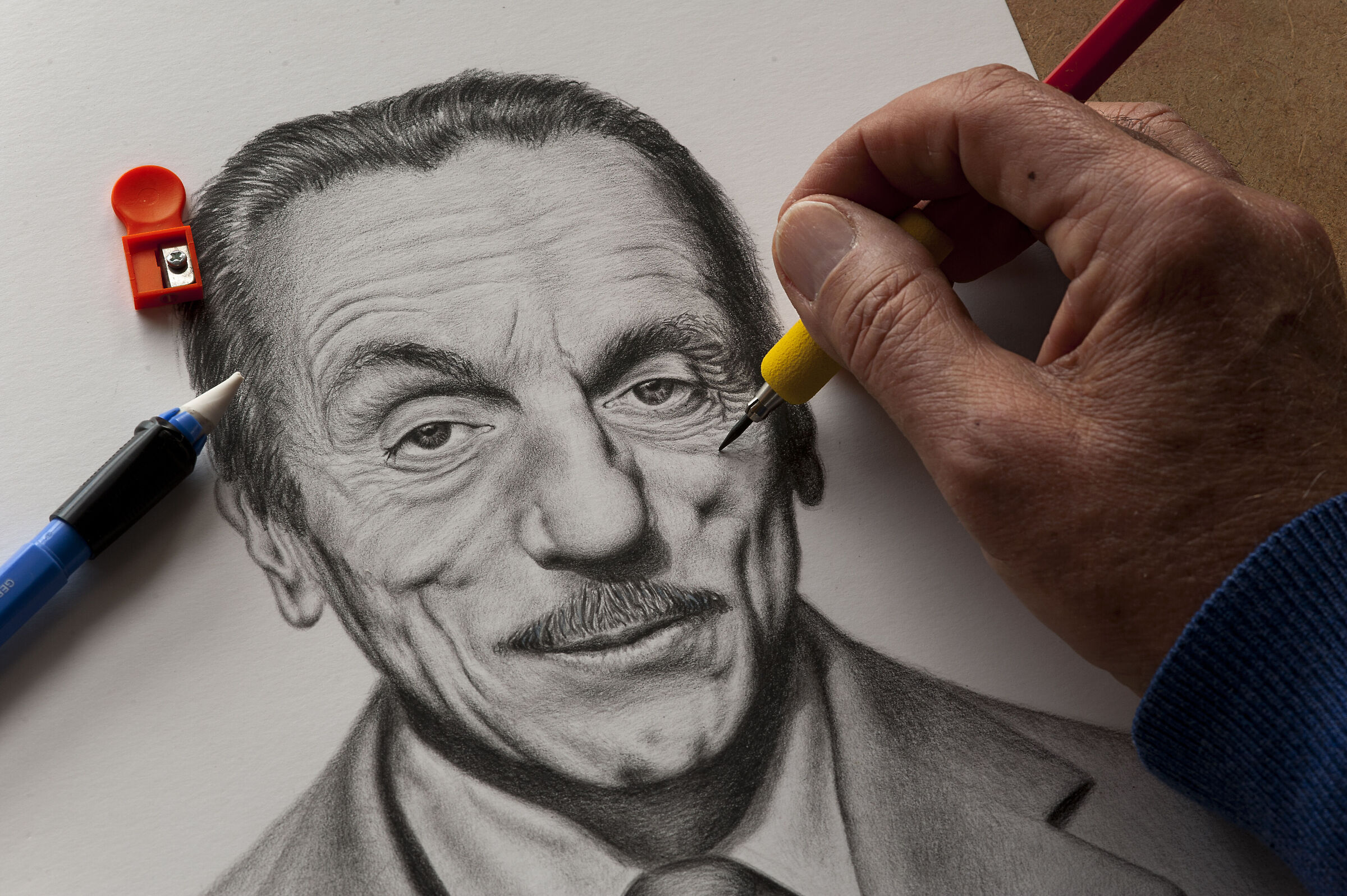 The great Eduardo 40th anniversary.