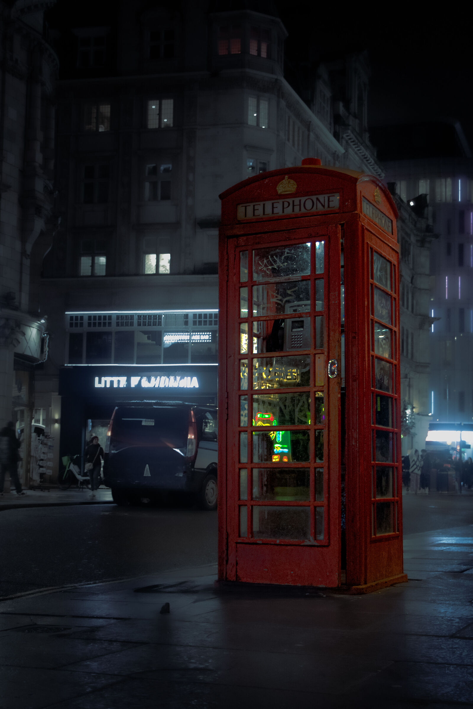 London phone booth