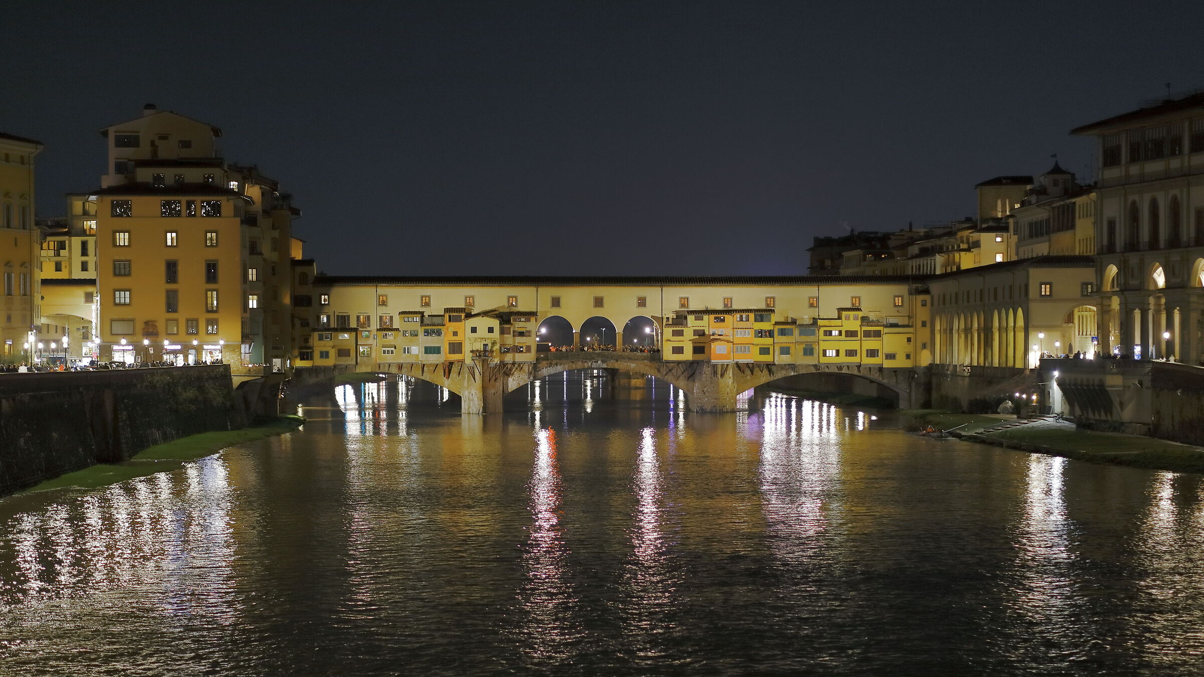 Night on Ponte Vecchio