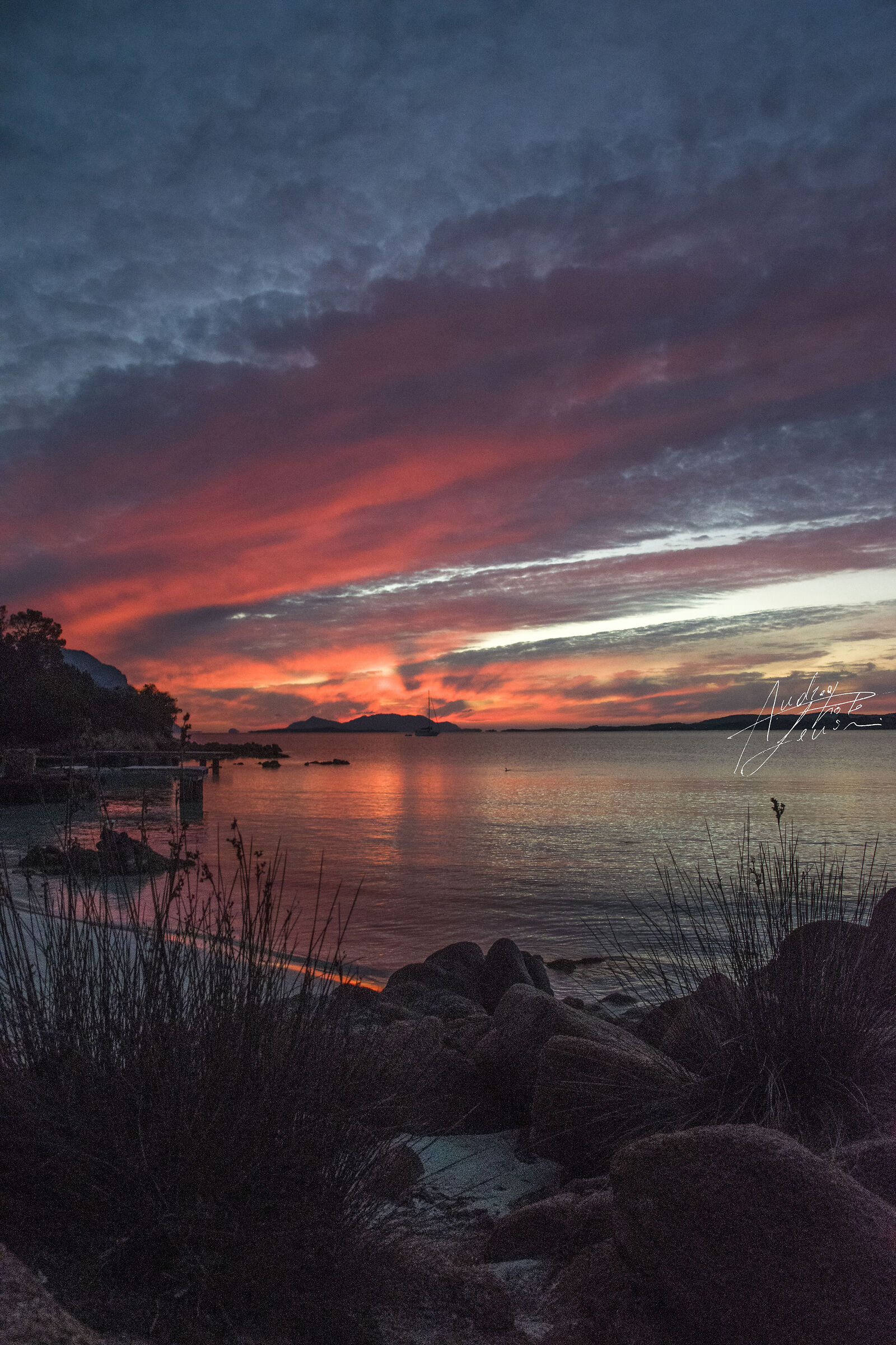 PORTO ISTANA BEACH