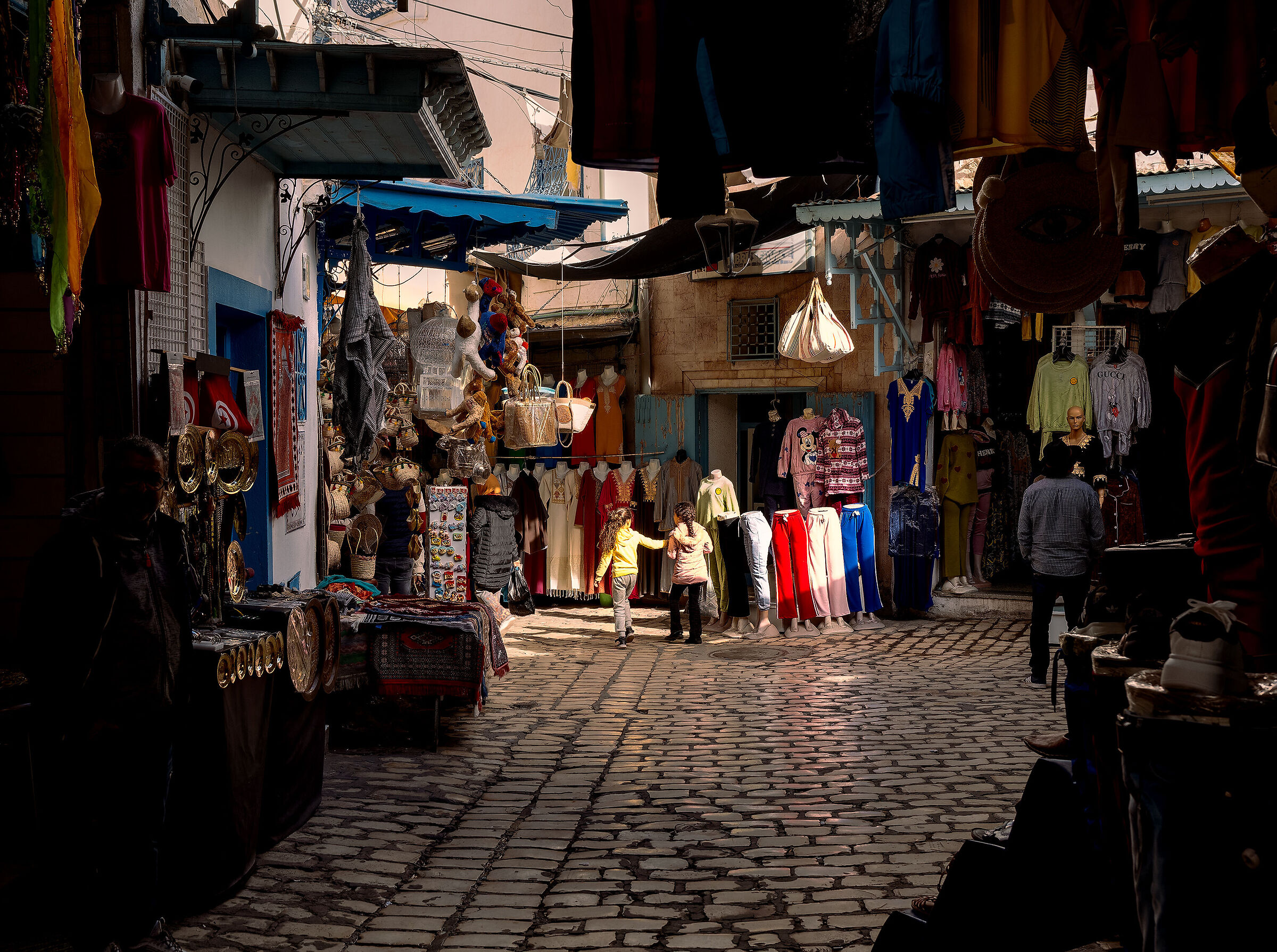 Girlfriends at the Bazaar 2