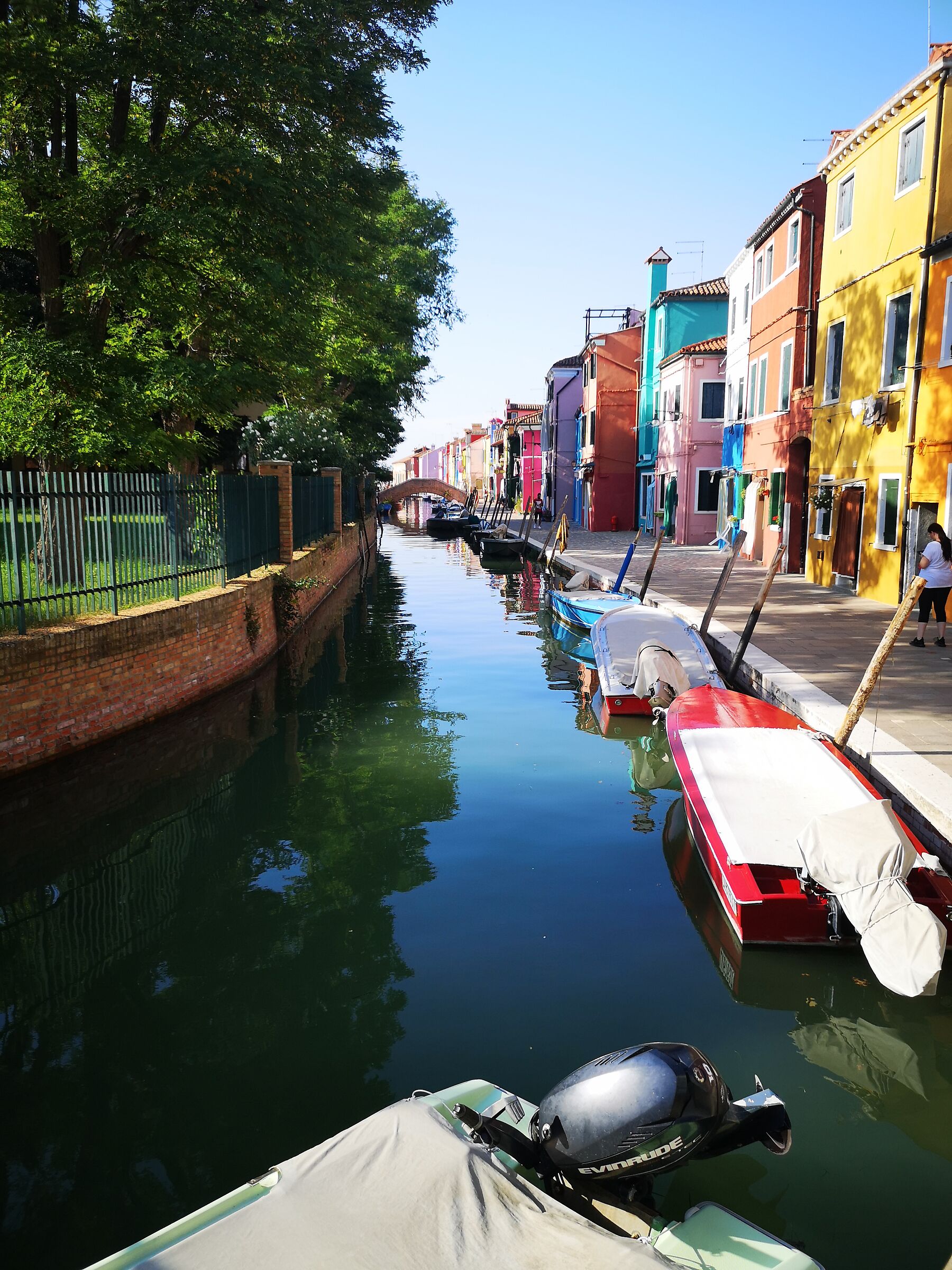cromi e riflessi magici a Burano