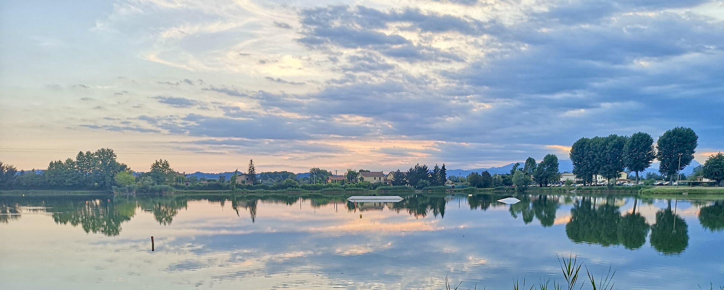 vista dal lago