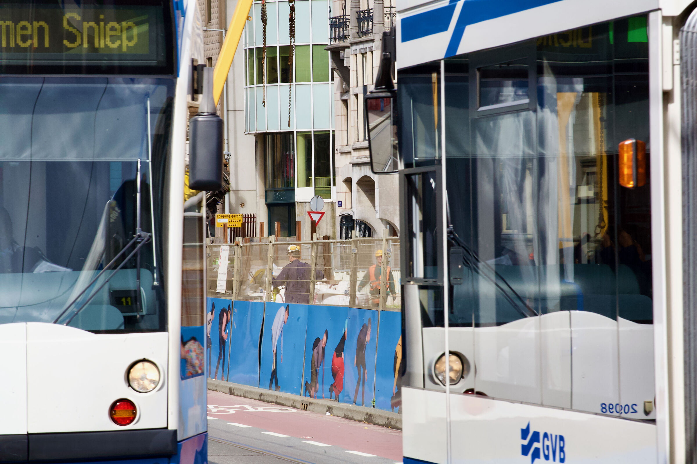 tram tram