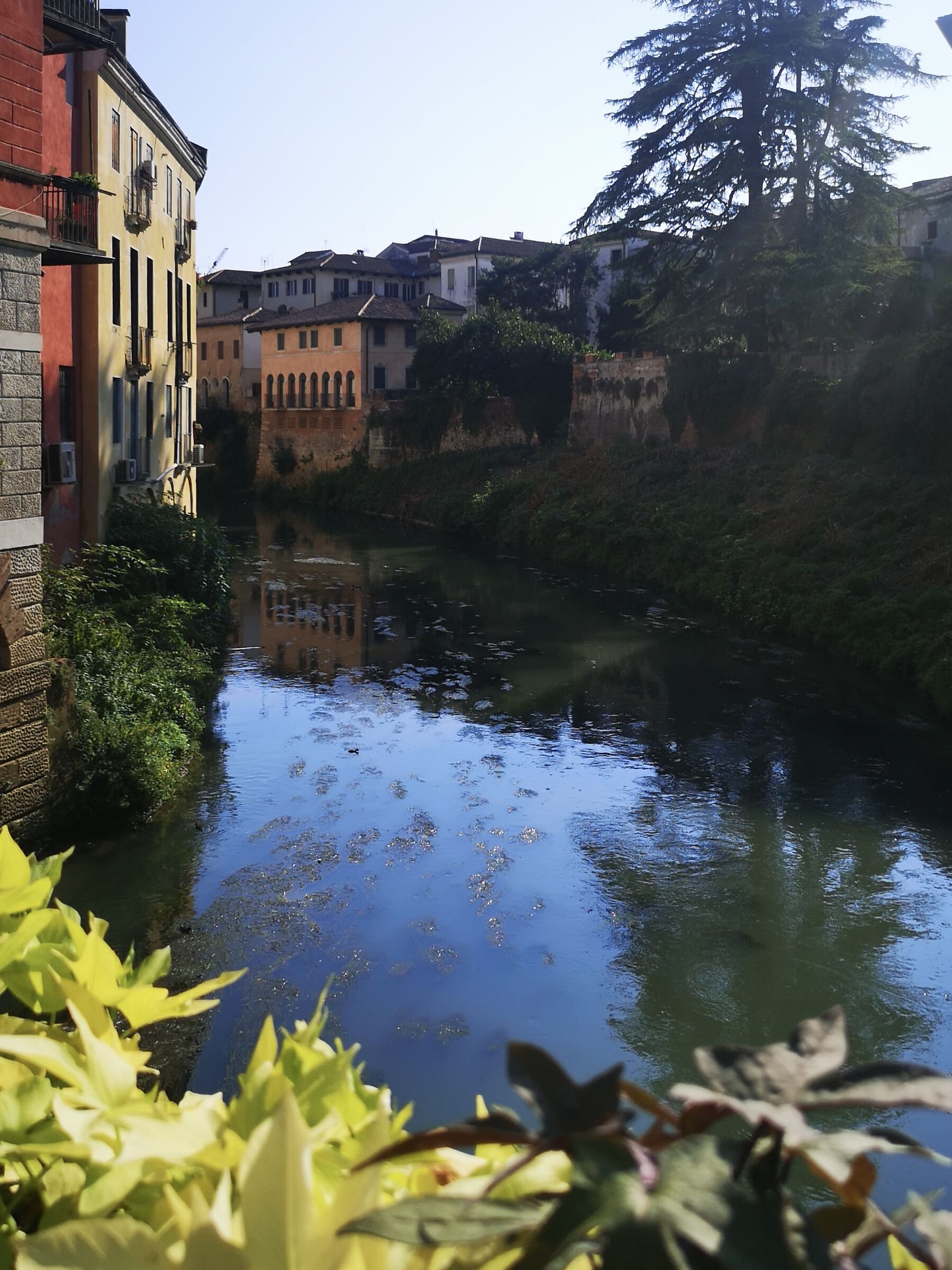 veduta da ponte San Paolo (VI)