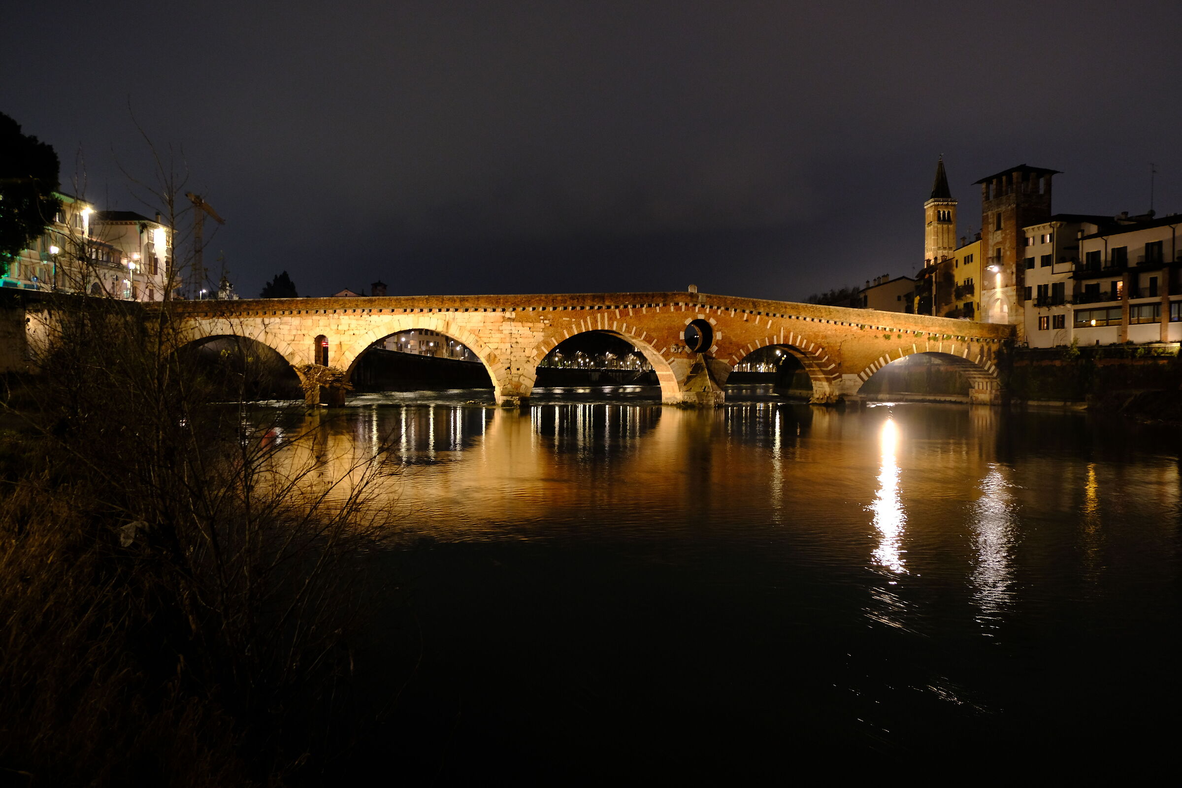 Ponte Pietra.