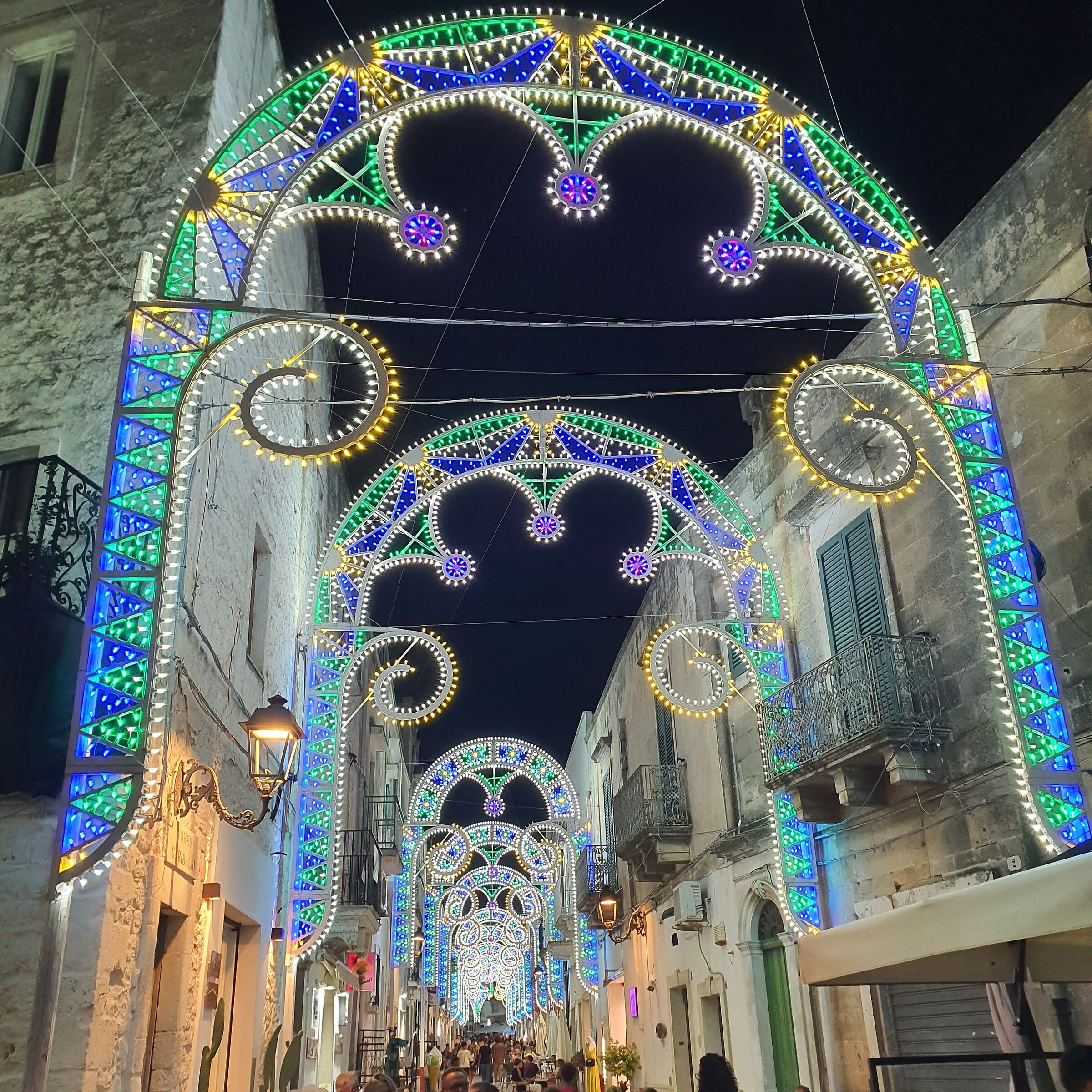 Lecce by night