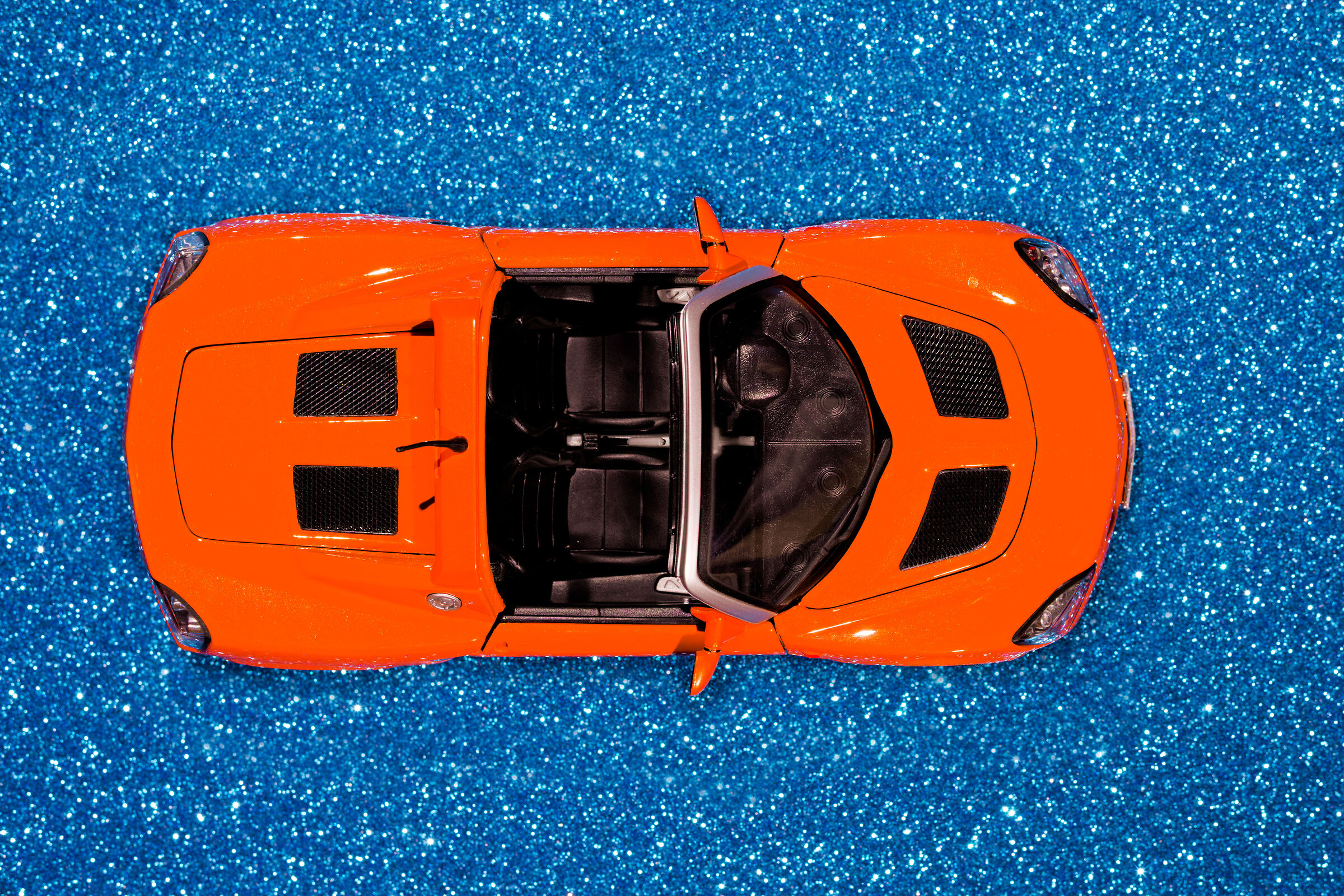Orange/Blue - Opel Speedster