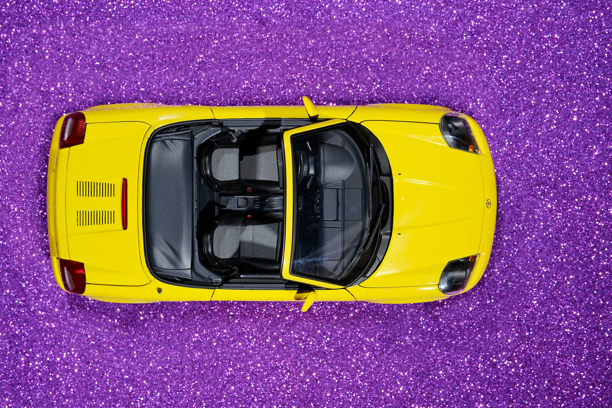 Yellow/Purple - Toyota MR2