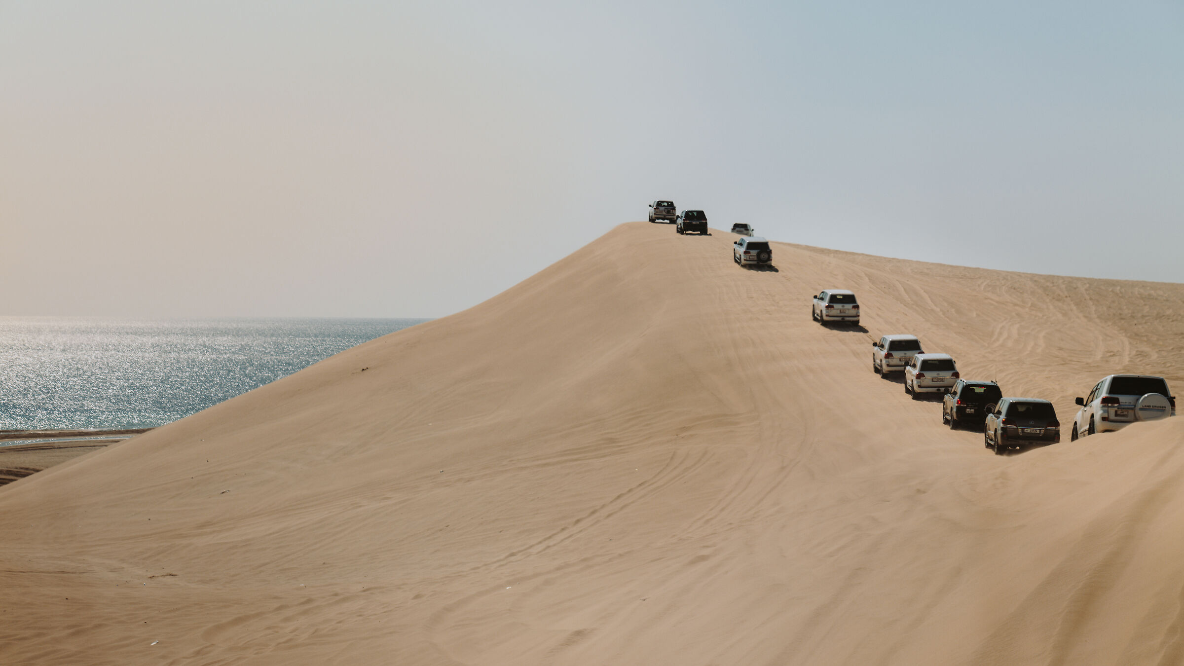 nel deserto con il mare