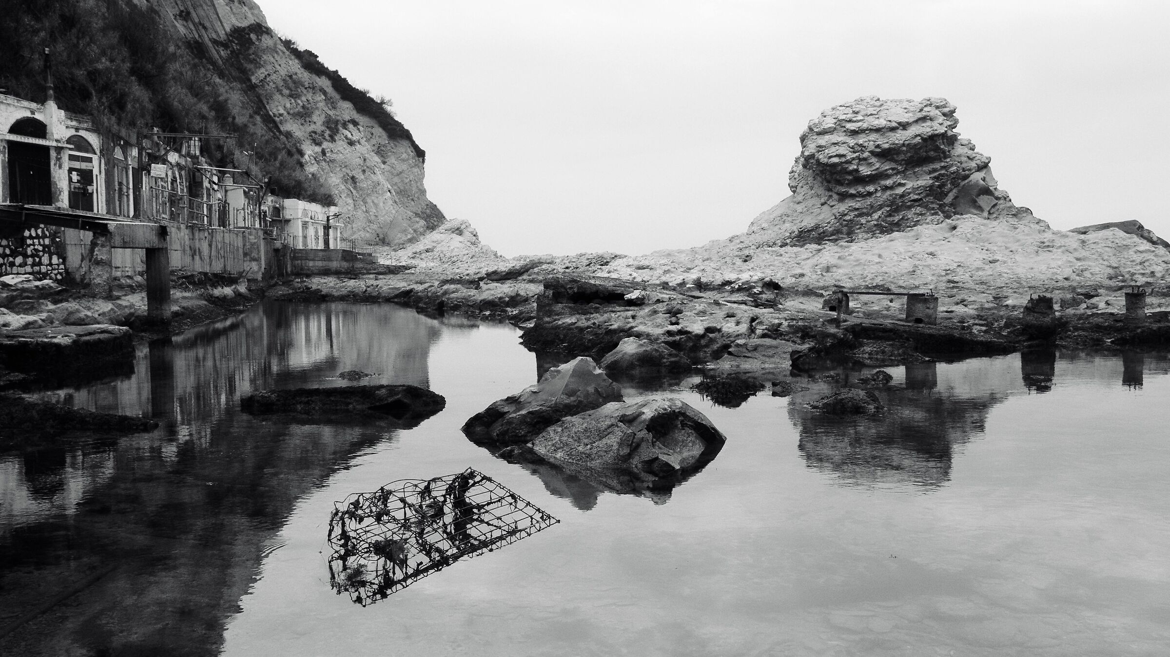 Fisherman's Caves and Pope's Chair
