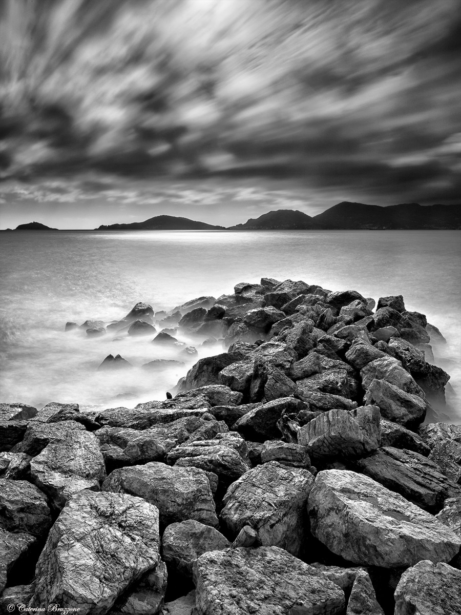 Tellaro, frangiflutti.