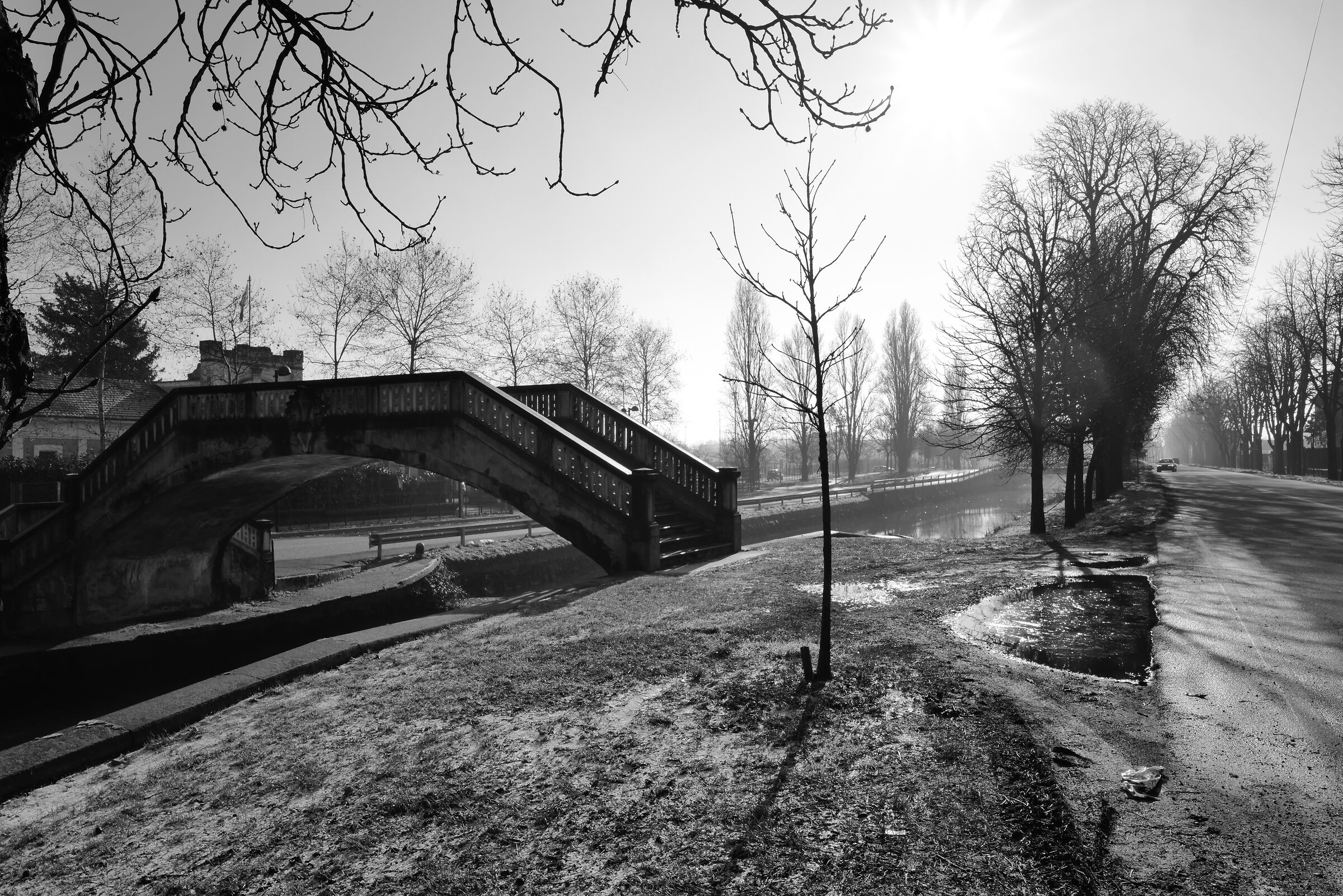 il ponte sul Naviglio e il Tiro a segno nazionale