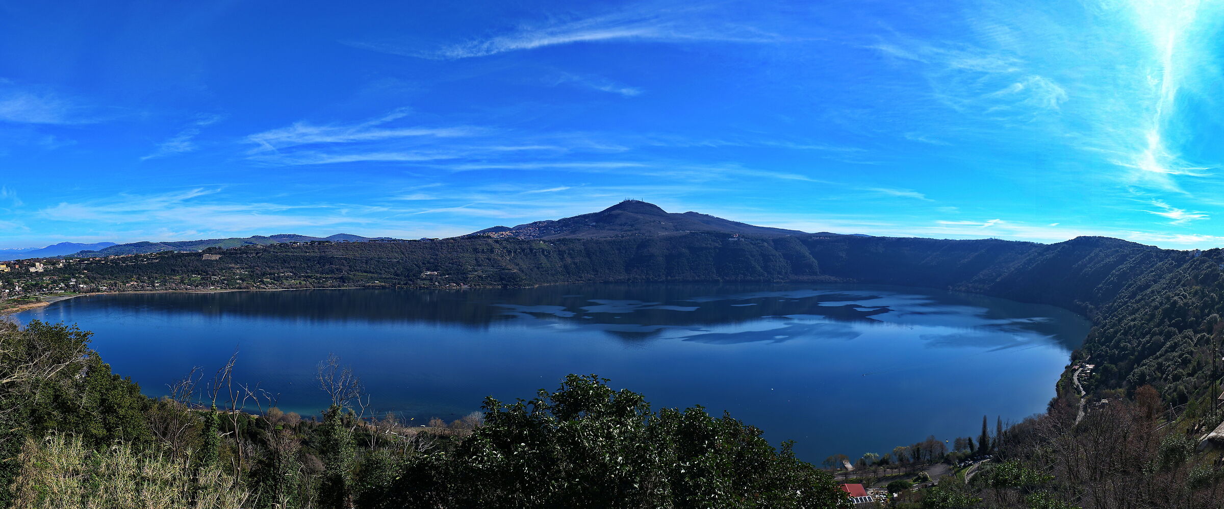 Panoramica lago di Albano da  Castel Gandolfo