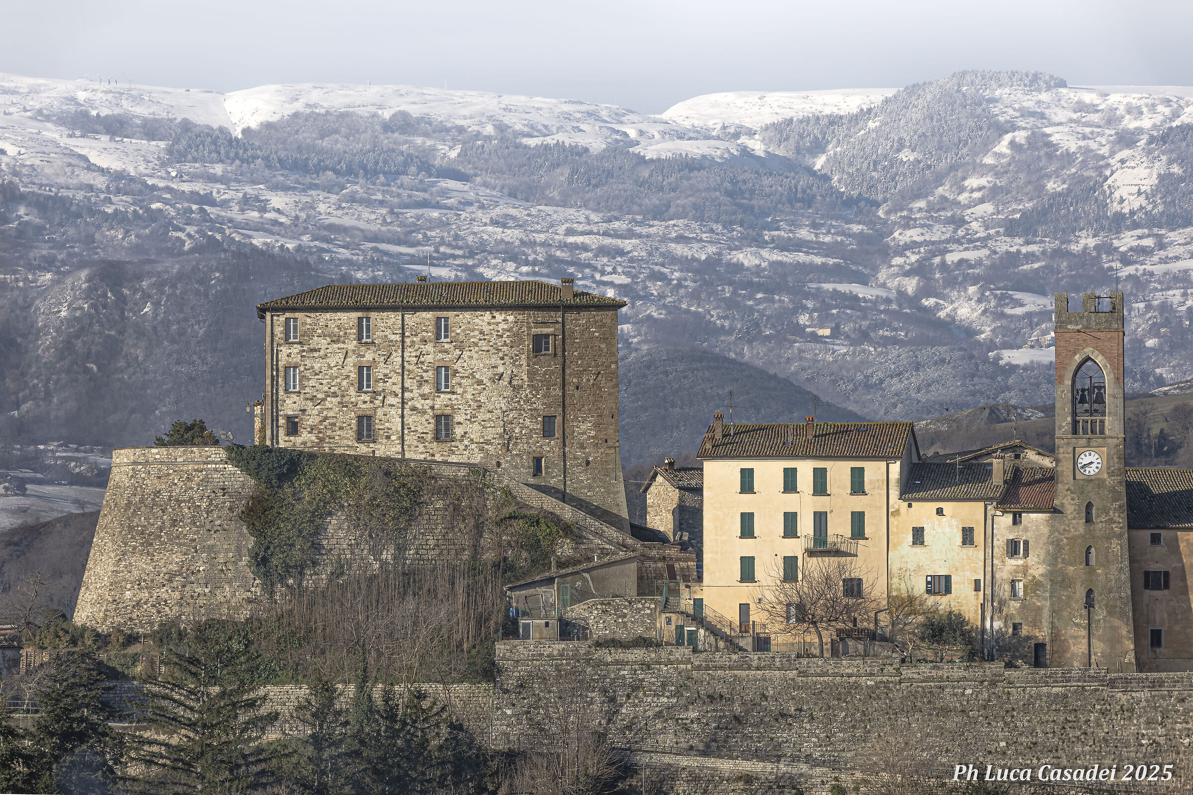 La neve di contorno