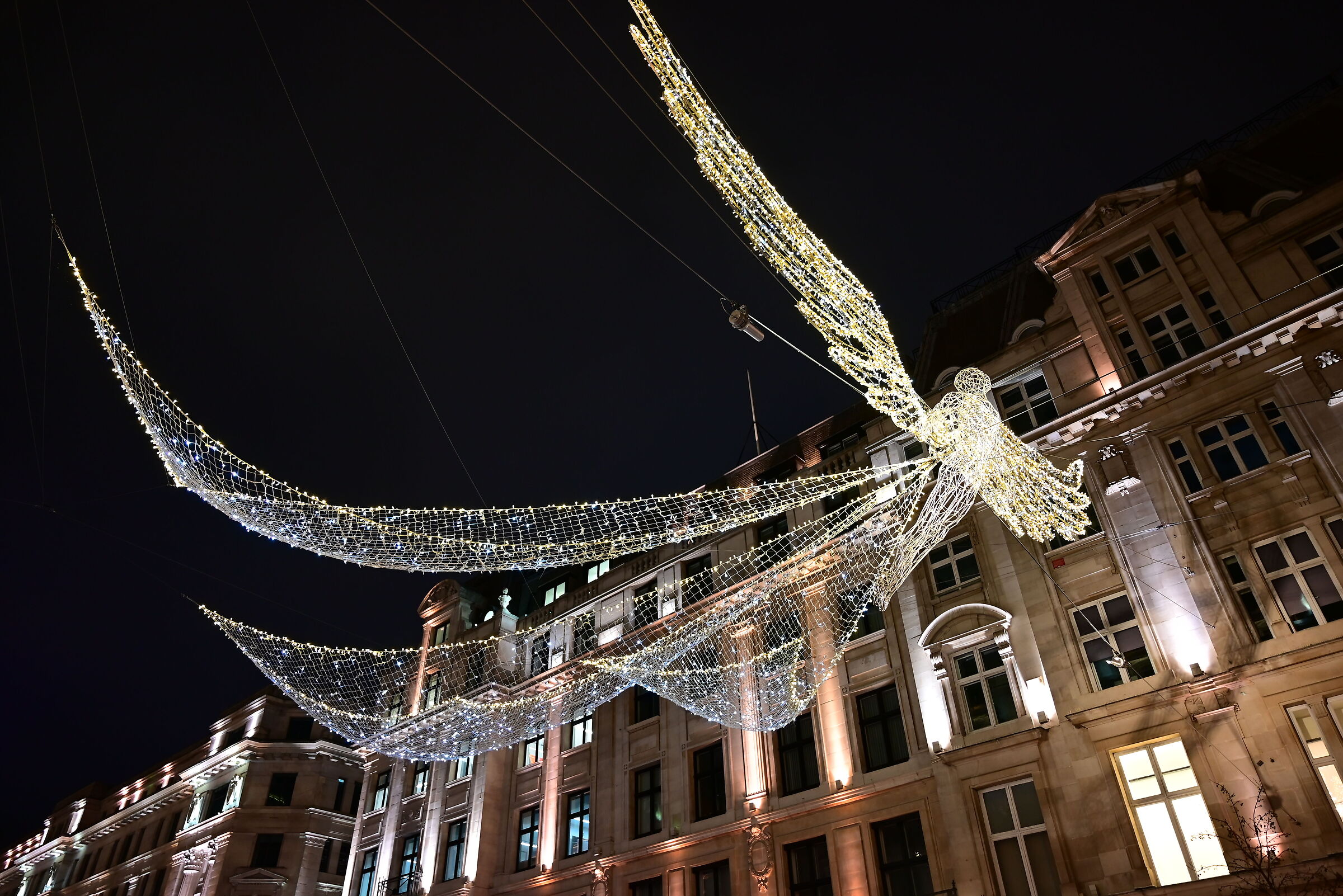 London - Christmas Angel