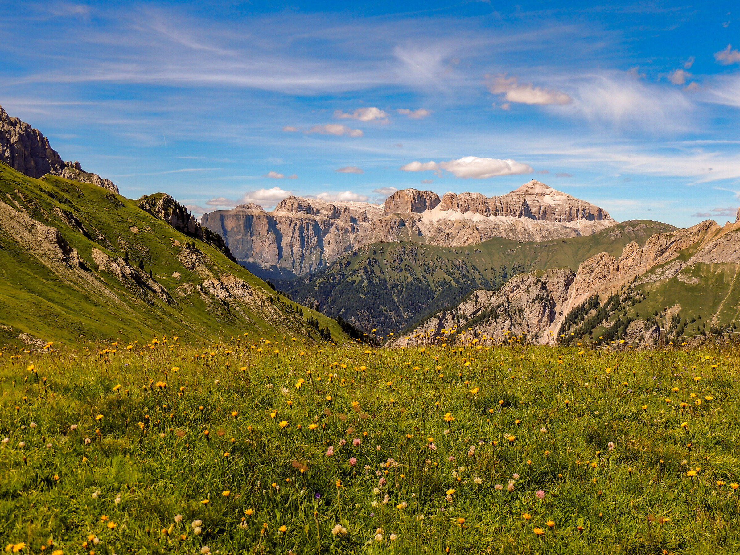 La Marmolada alle spalle