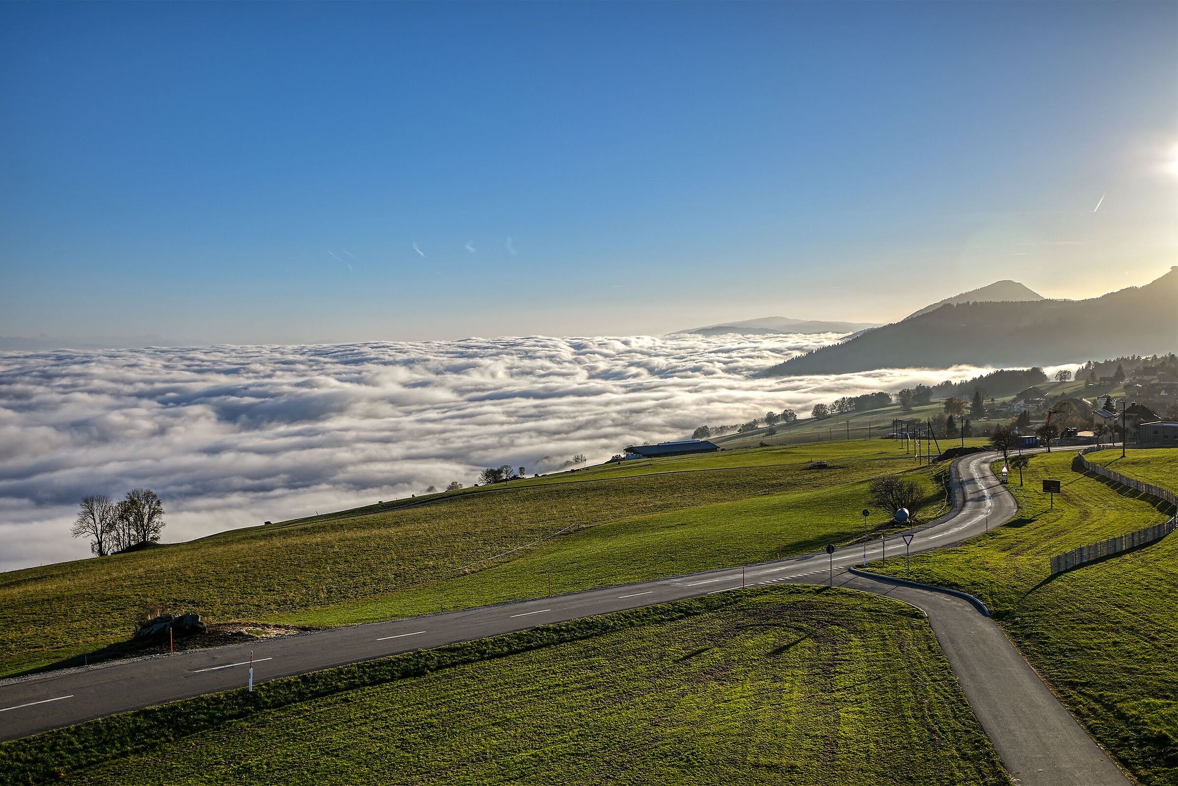 Crossroads above the clouds, Bullet, Switzerland