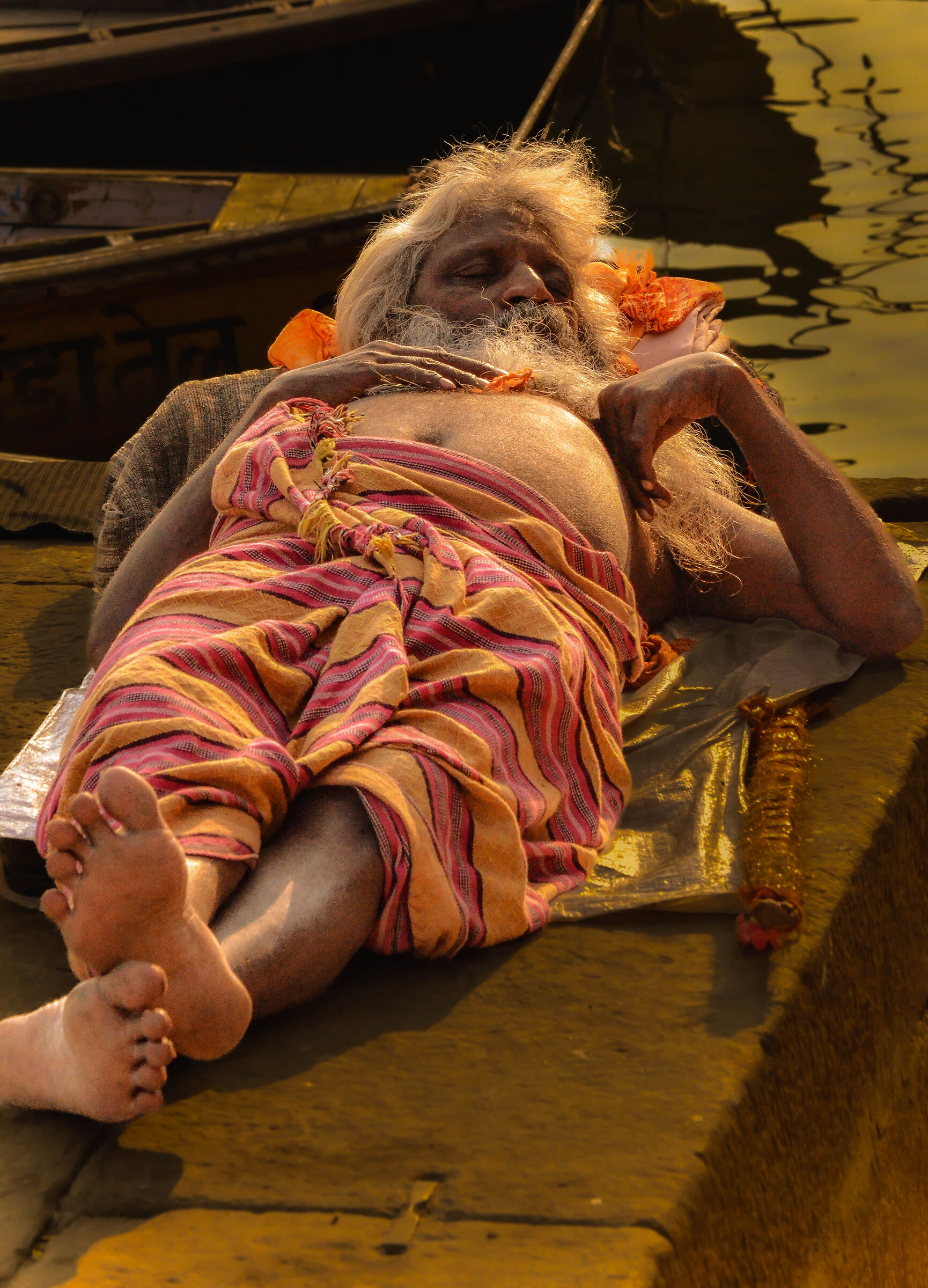 Rest on the banks of the Ganges
