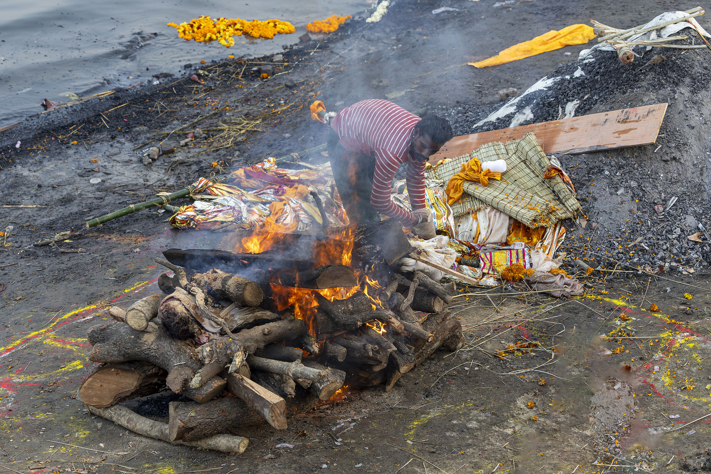 Cremazioni a Varanasi