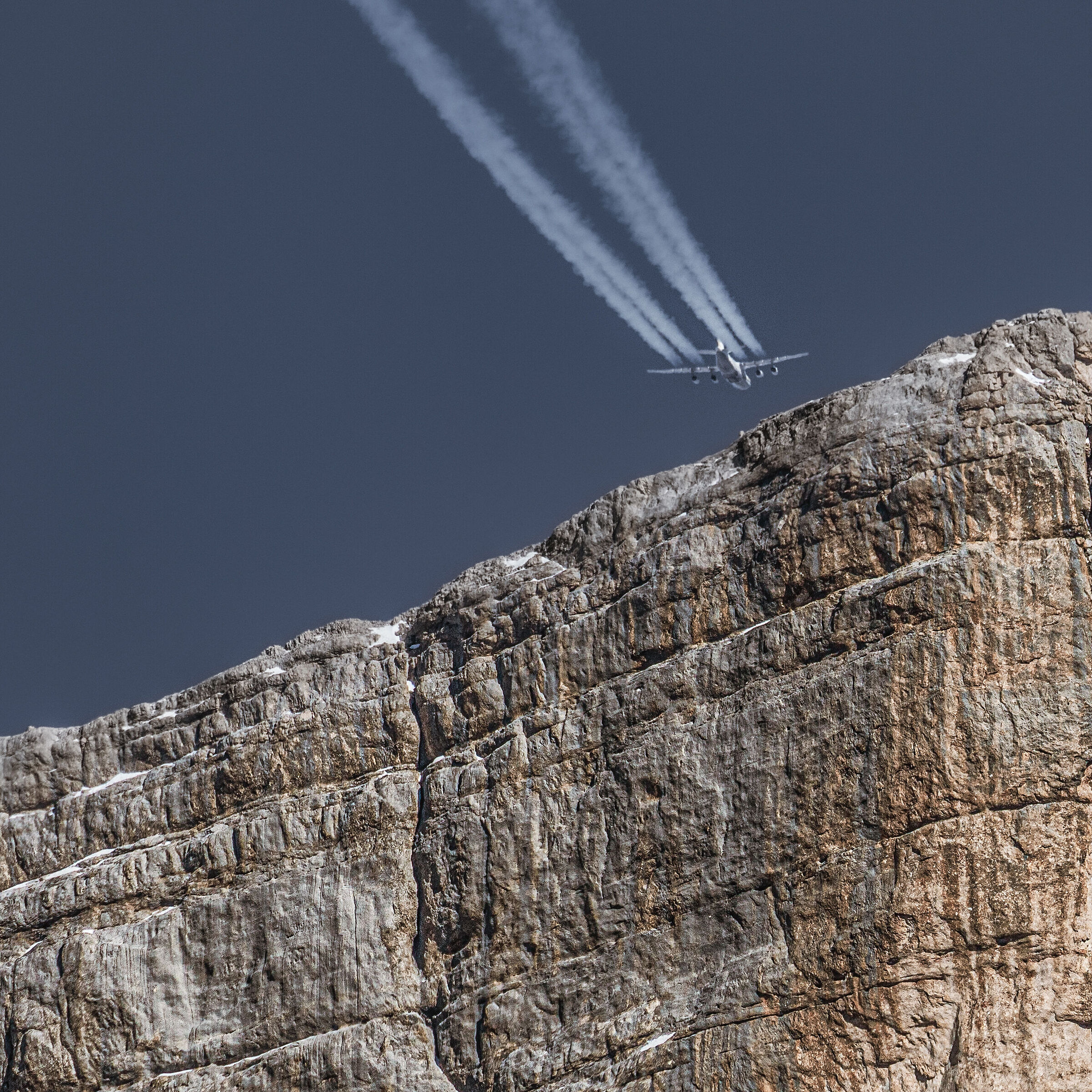 Antonov AN-124 on Mount Pelmo