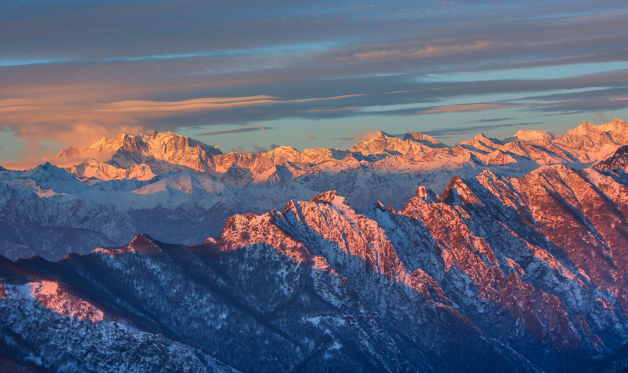 Alba su monte rosa