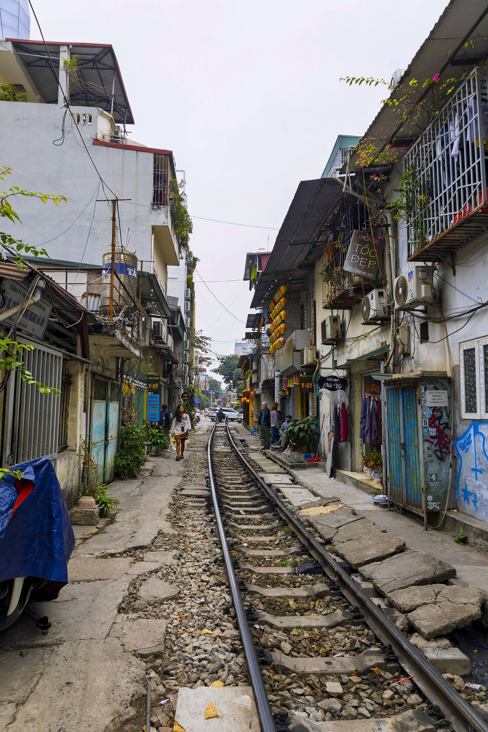 The Hanoi Train Road