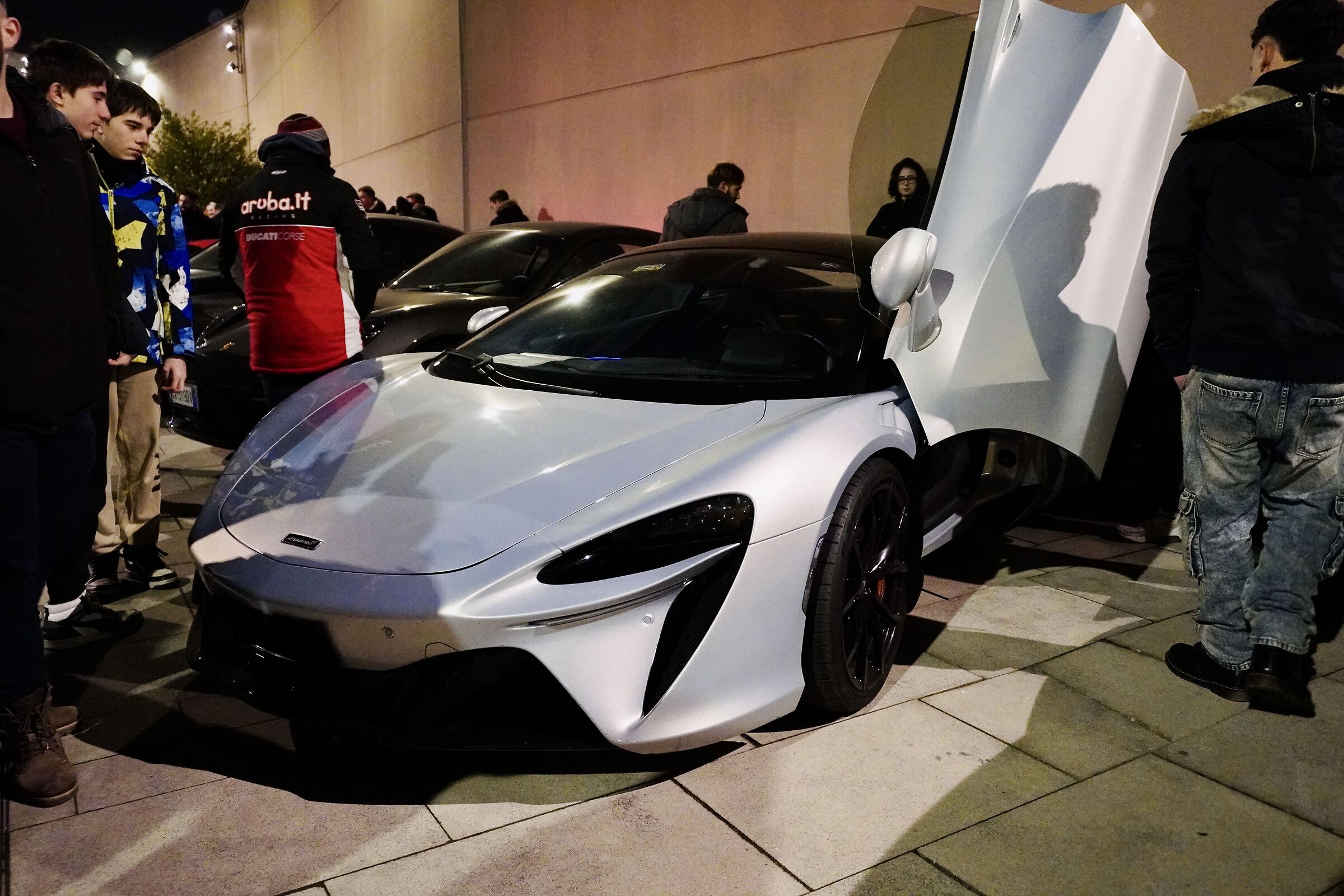 MCLAREN ARTURA