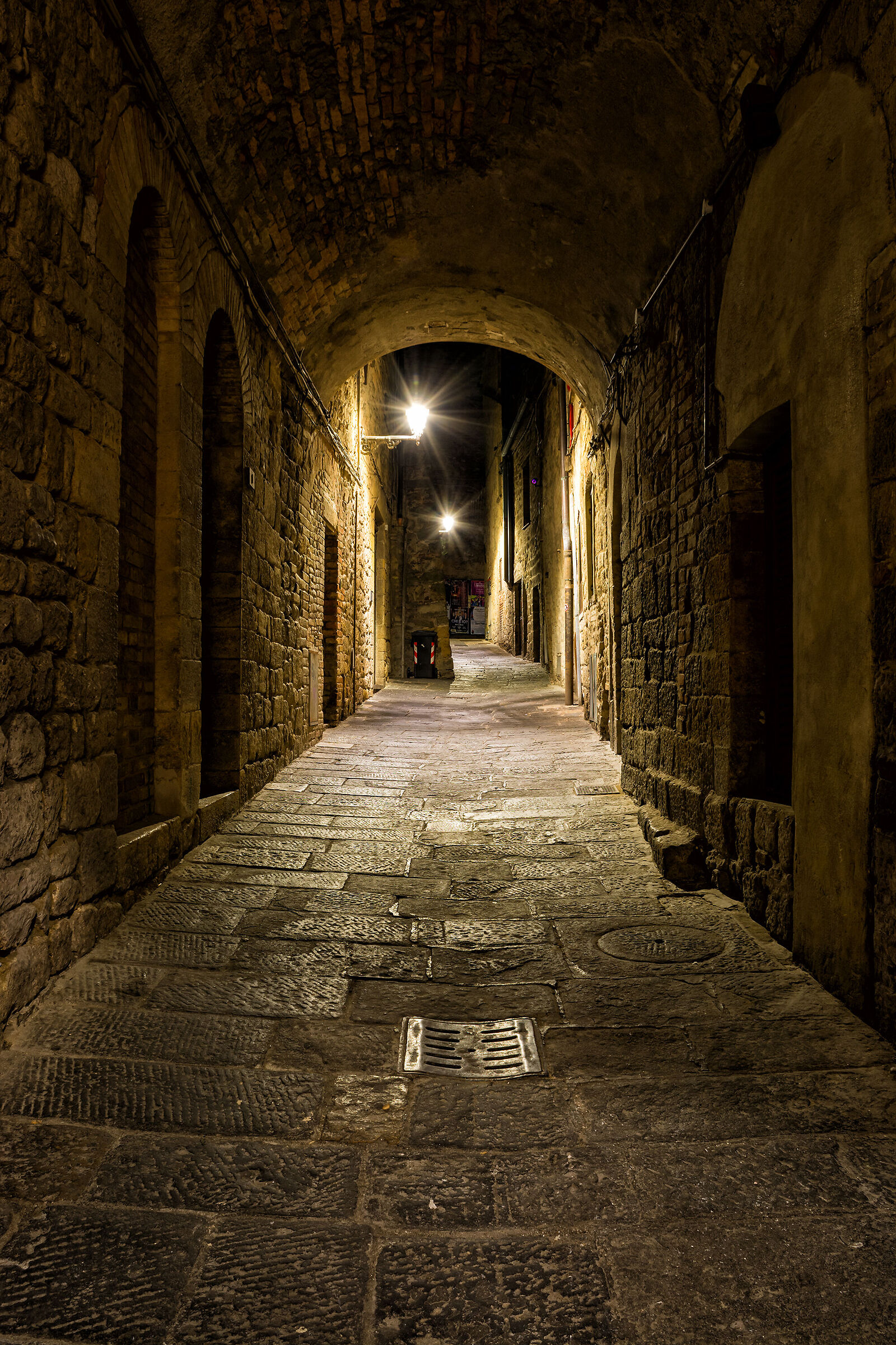 Volterra at night
