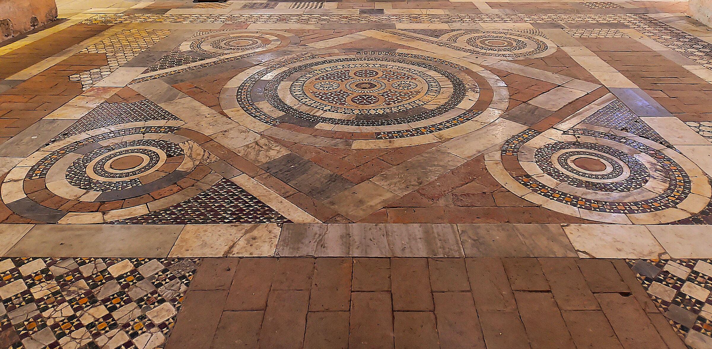 Tuscania - Basilica di S.Pietro