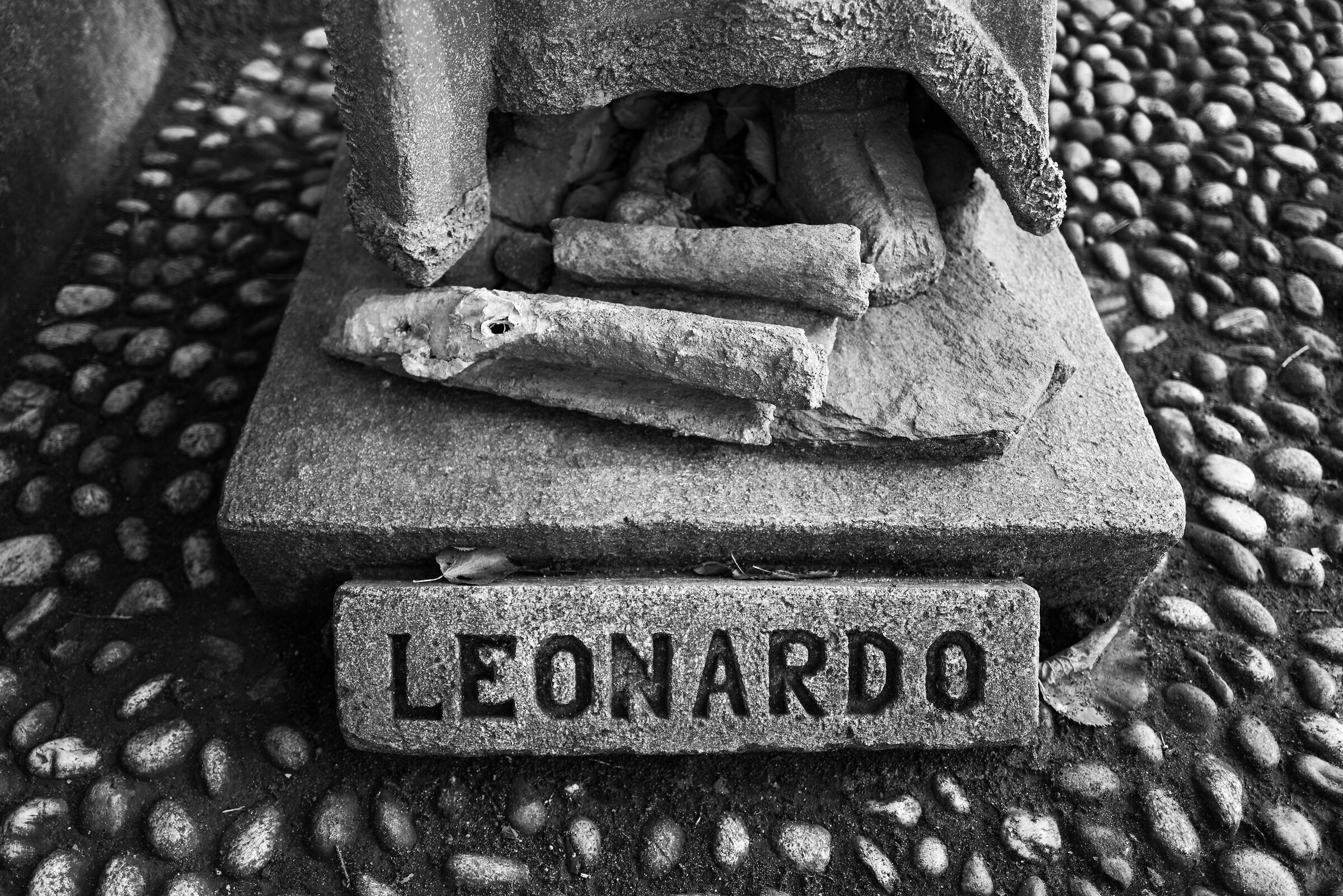 Statue of Leonardo at the Sanctuary