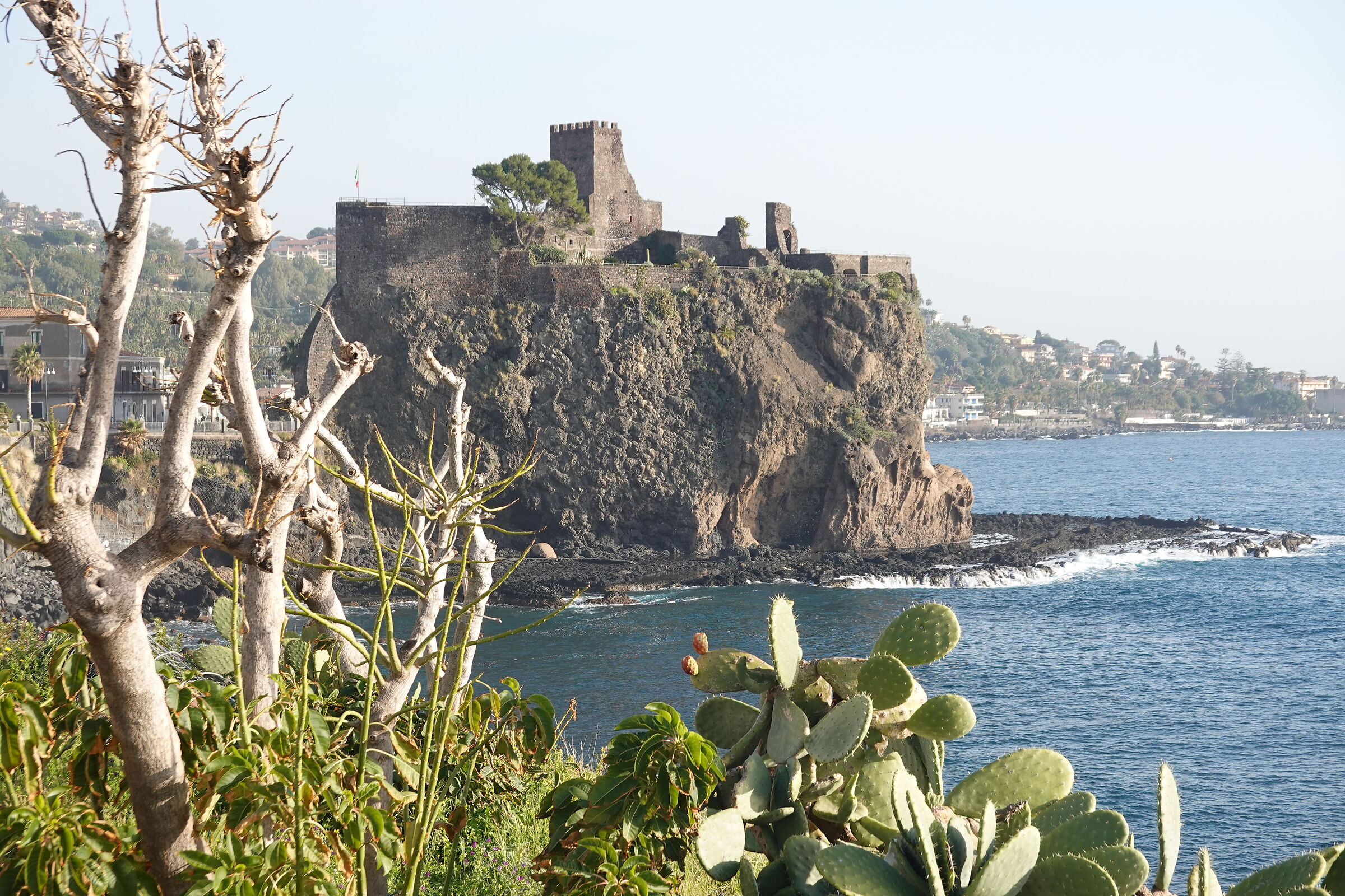 Aci Castello